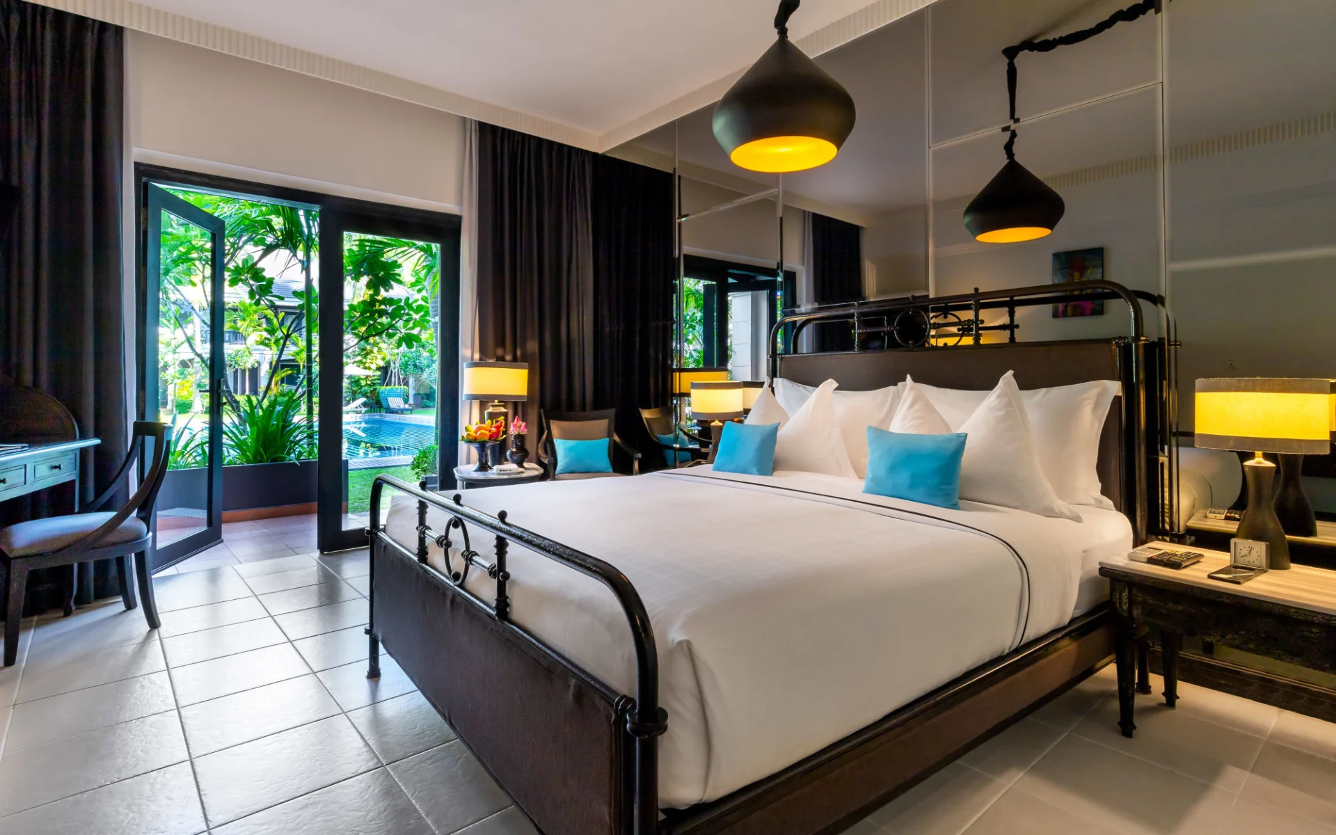 Shinta Mani Angkor in Siem Reap: Bayon Room Shinta Mani Angkor in Siem Reap: Bayon Room