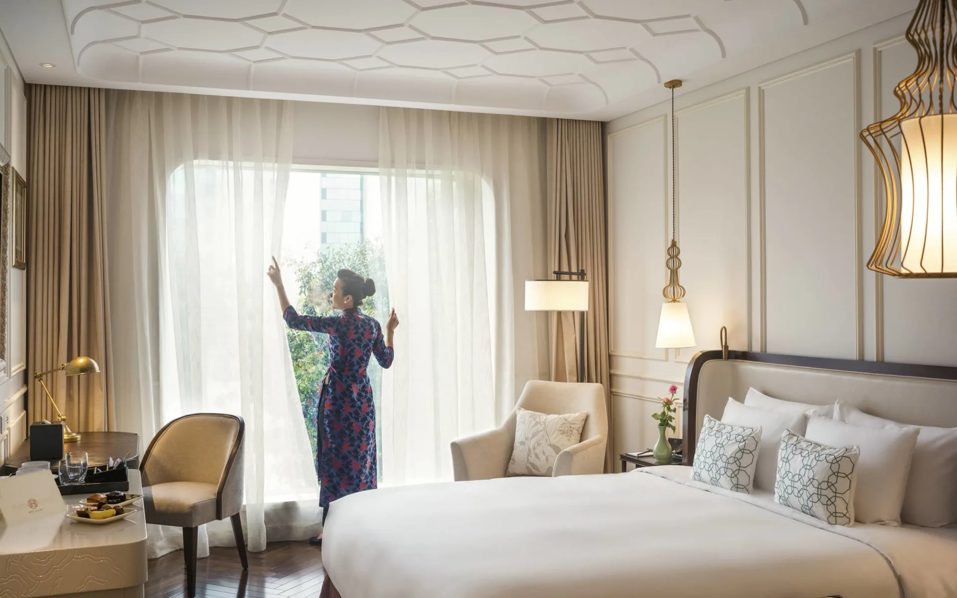 Hôtel des Arts Saigon: Deluxe | Sky Executive Deluxe Hôtel des Arts Saigon: Deluxe | Sky Executive Deluxe