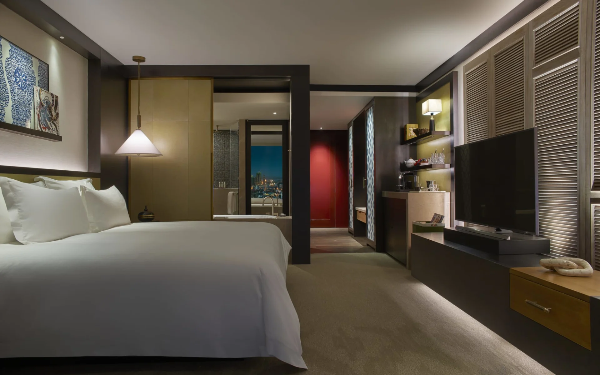 Rosewood Phnom Penh: Executive | bedroom Rosewood Phnom Penh: Executive | bedroom