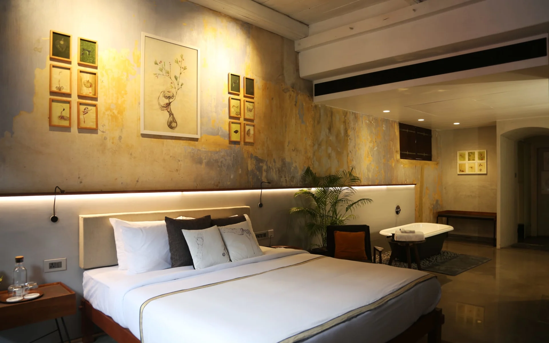 The Postcard Mandalay Hall in Kochi: Gallery 2 The Postcard Mandalay Hall in Kochi: Gallery 2