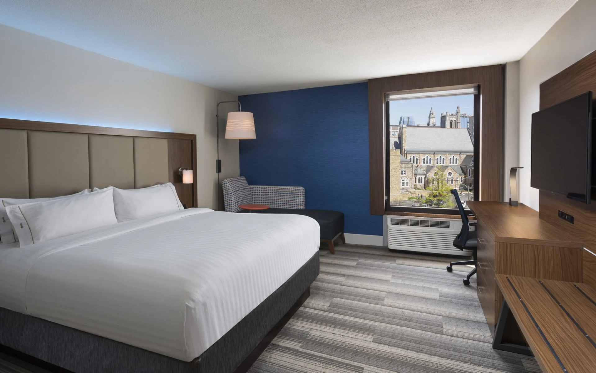 Holiday Inn Express Downtown in Nashville:  Holiday Inn Express Downtown - Doppelbett