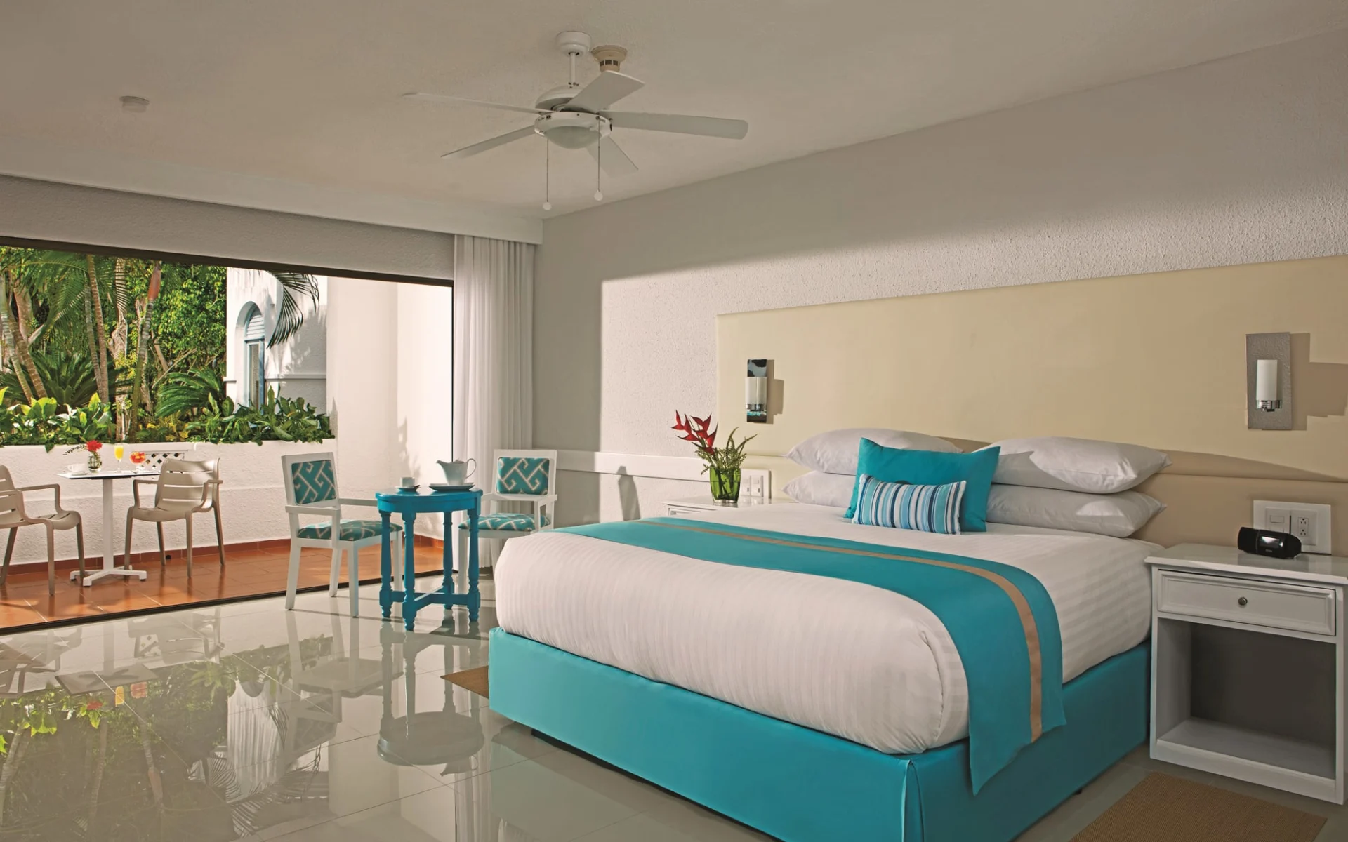 Sunscape in Puerto Plata:  Zimmer Hotel Sunscape - Sun Club Deluxe Room Garden View C Latin Connect