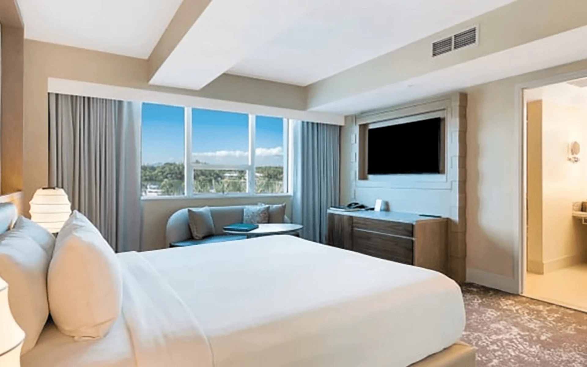 Eden Roc Miami Beach: S 252_Eden Roc_Prem_Room_website-huge Eden Roc Miami Beach: S 252_Eden Roc_Prem_Room_website-huge