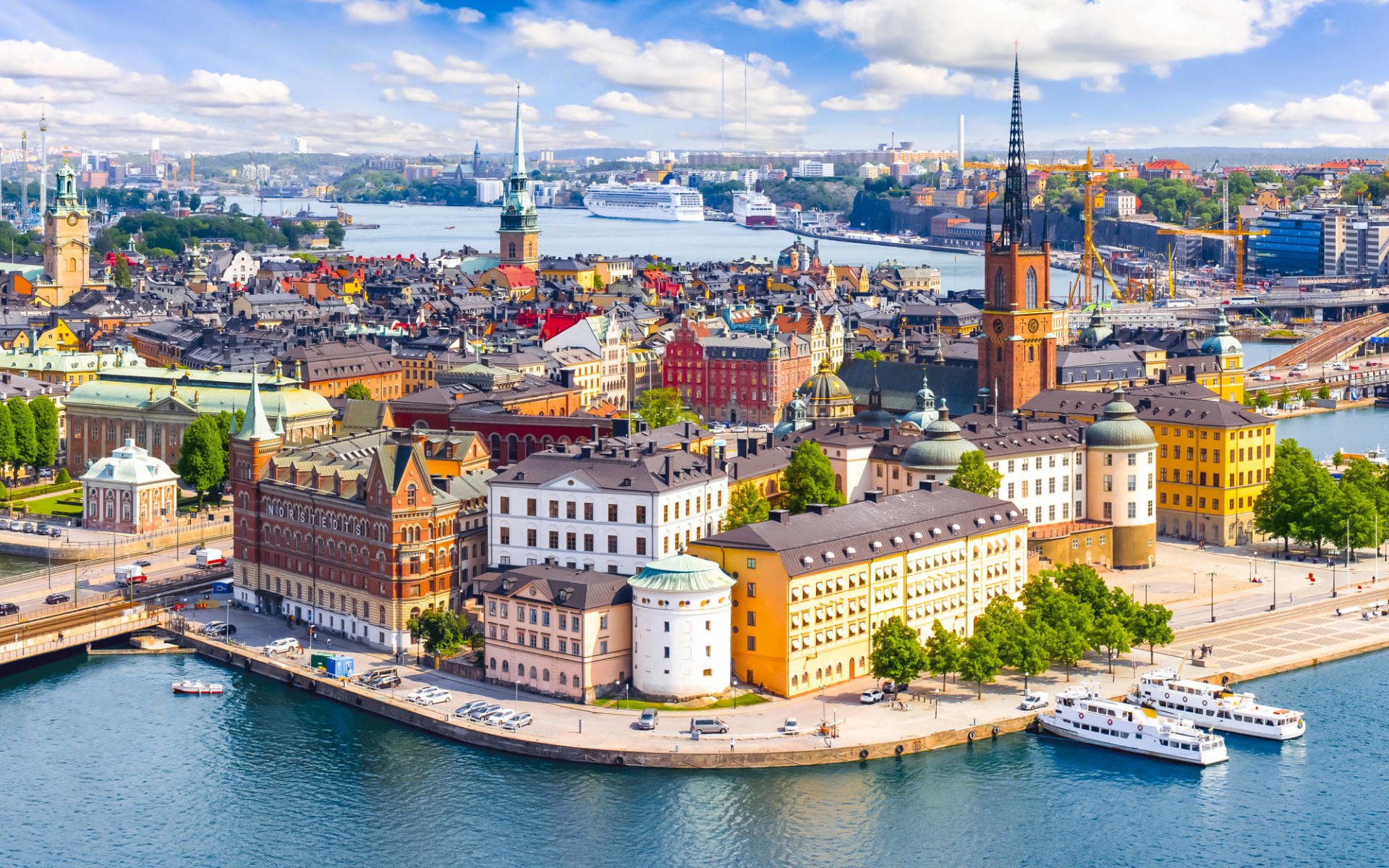 Comfort Xpress in Stockholm: Stockholmer Altstadt (Gamla Stan) Comfort Xpress in Stockholm: Stockholmer Altstadt (Gamla Stan)