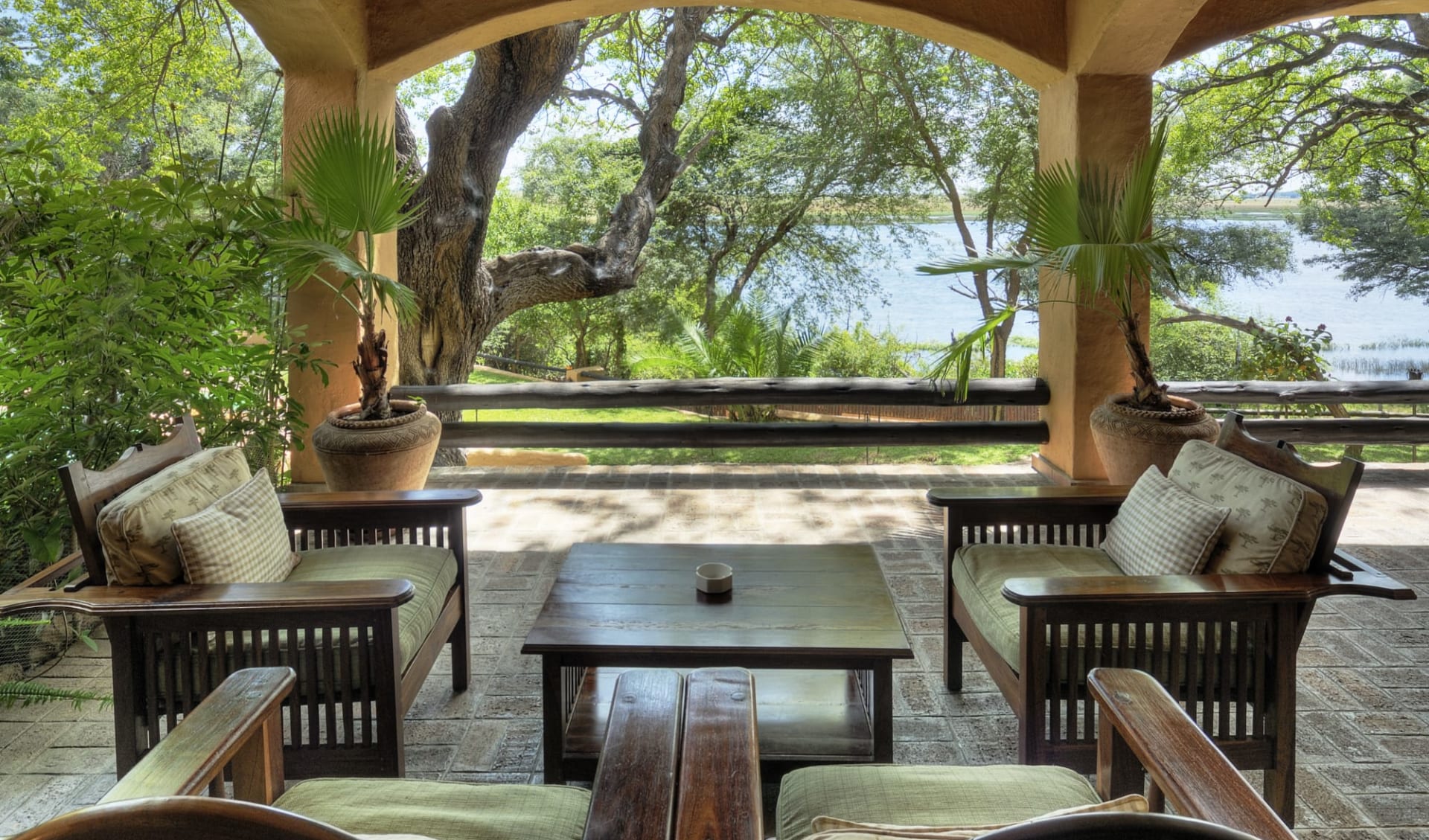 Chobe Game Lodge in Chobe Nationalpark: 08_186_02_Chobe Game Lodge DESERT DELTA Chobe Game Lodge in Chobe Nationalpark: 08_186_02_Chobe Game Lodge DESERT DELTA