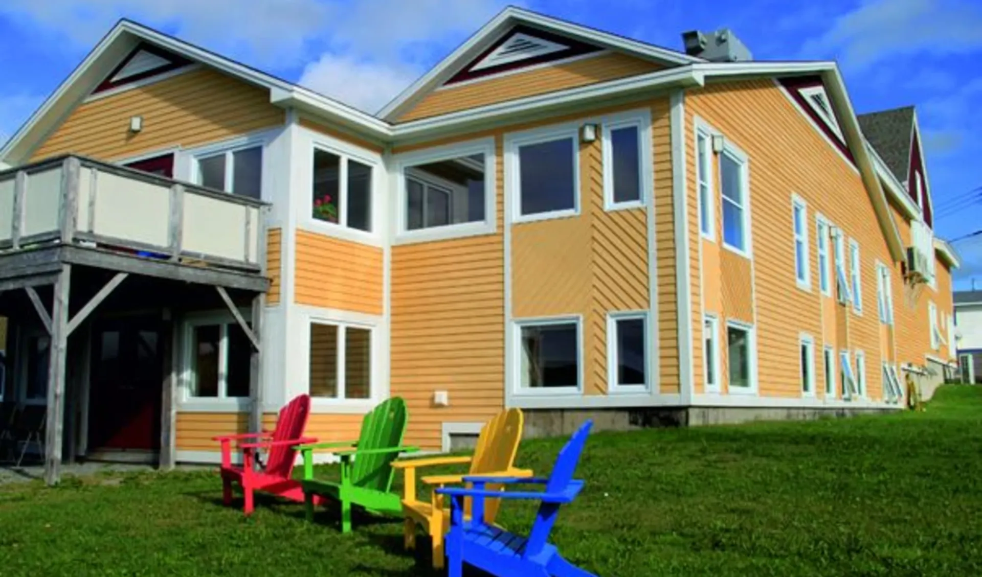 Neddies Harbour Inn in Norris Point: 2013_192_03_Neddies Harbour Inn, Gros Morne NP Neddies Harbour Inn in Norris Point: 2013_192_03_Neddies Harbour Inn, Gros Morne NP