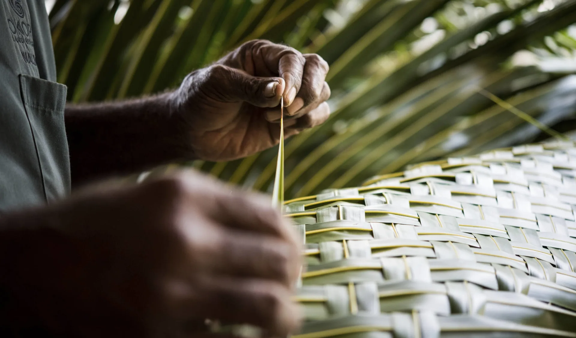 Tokoriki Island Resort: Tokoriki Activities 2 Basketweaving Tokoriki Island Resort: Tokoriki Activities 2 Basketweaving