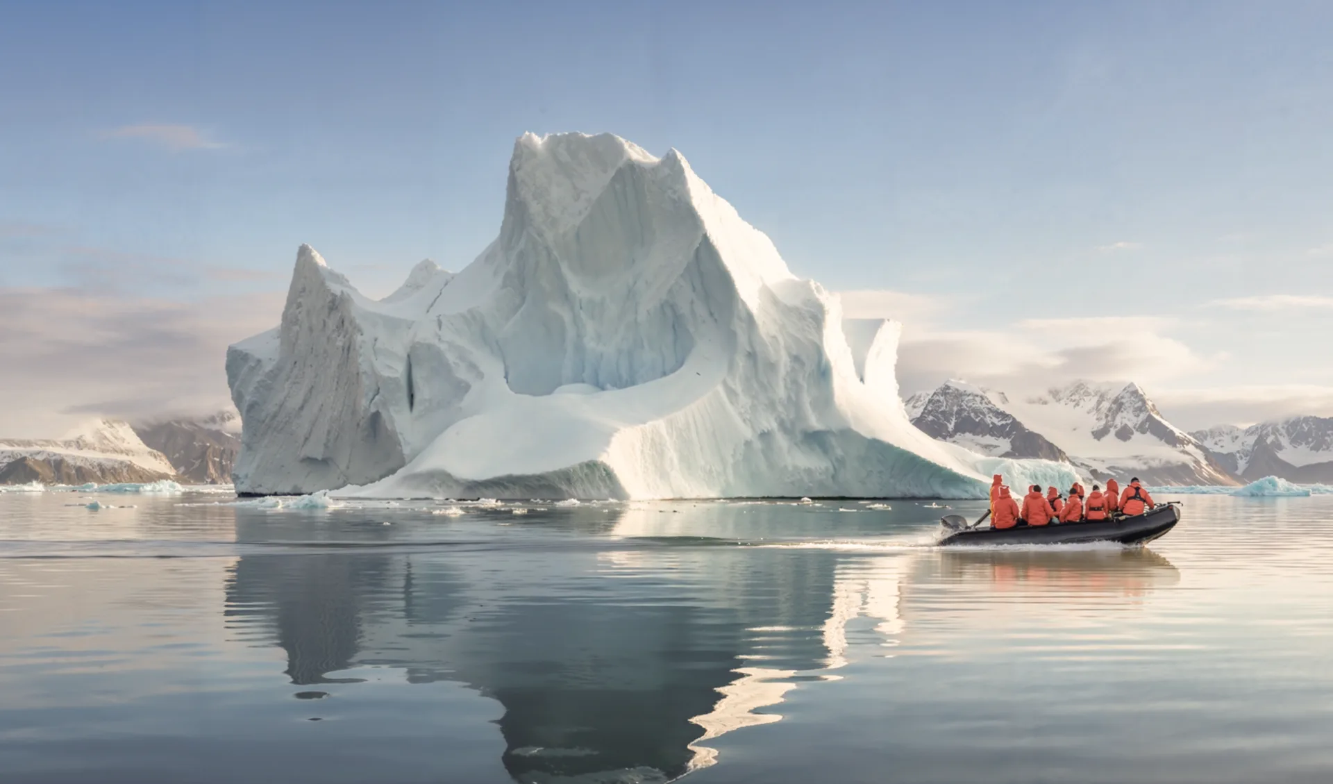 Wunder der Diskobucht – die Geburtsstätte majestätischer Eisberge ab Nuuk: AdobeStock_680256258_BB_3