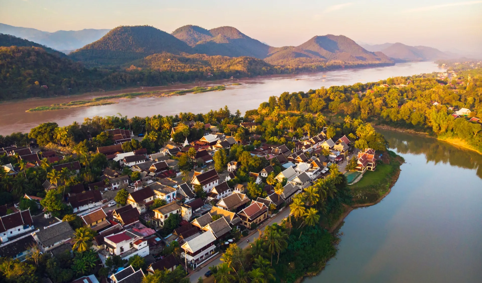 Auf dem Mekong nach Chiang Mai ab Luang Prabang: Aerial view of Luang Prabang Auf dem Mekong nach Chiang Mai ab Luang Prabang: Aerial view of Luang Prabang