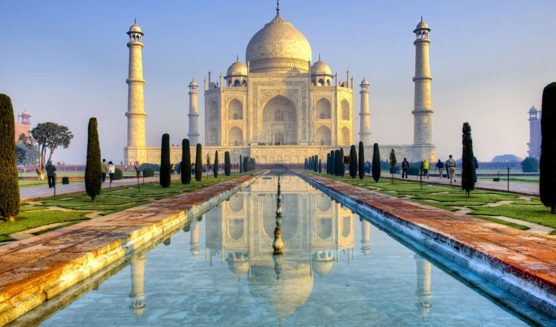 «The Deccan Odyssey» - Die Glanzlichter Rajasthans ab Mumbai: Agra Taj Mahal «The Deccan Odyssey» - Die Glanzlichter Rajasthans ab Mumbai: Agra Taj Mahal