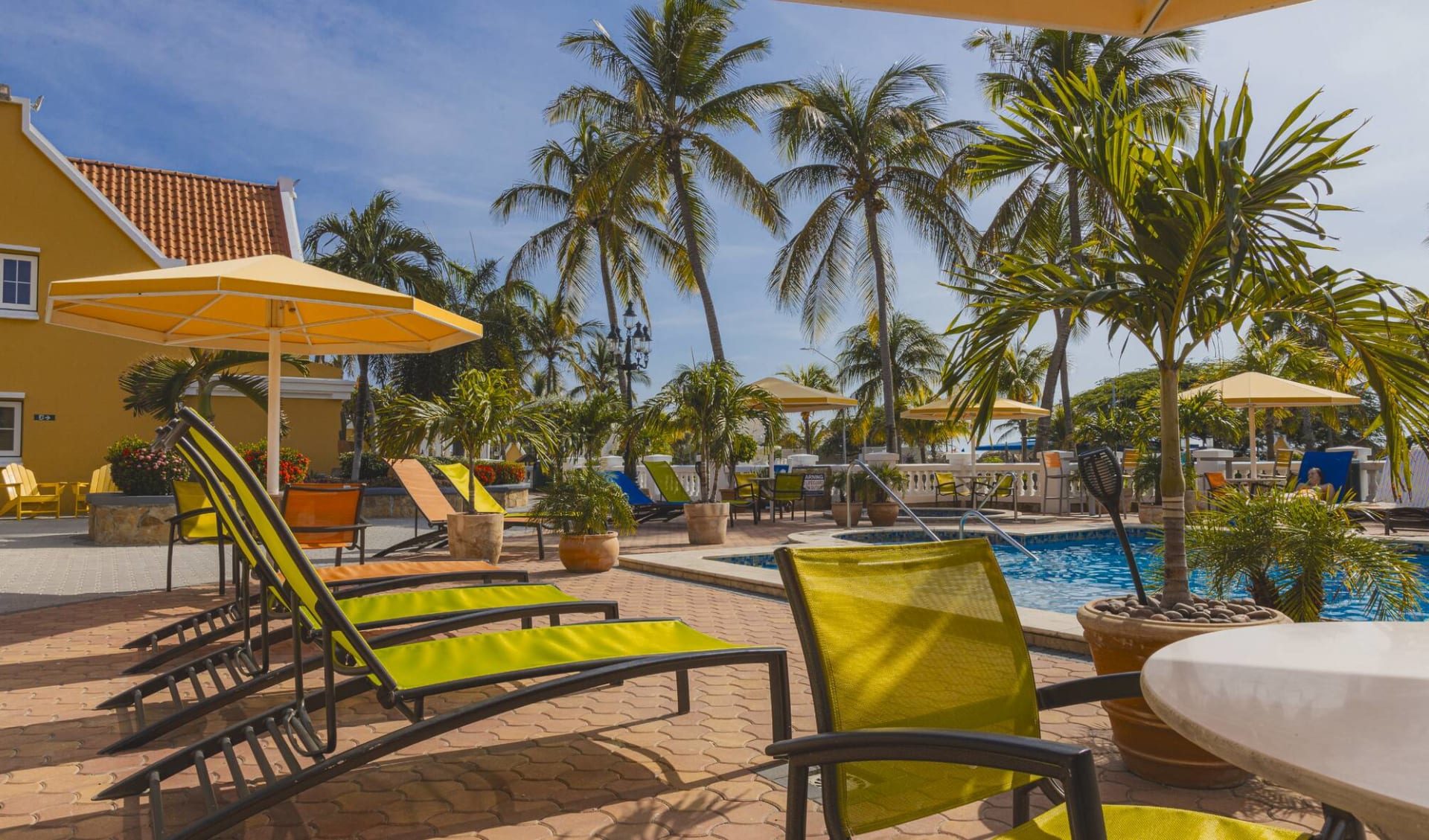 Amsterdam Manor Beach Resort in Aruba: Amsterdam_Manor_Beach_Resort_Aruba_Pool