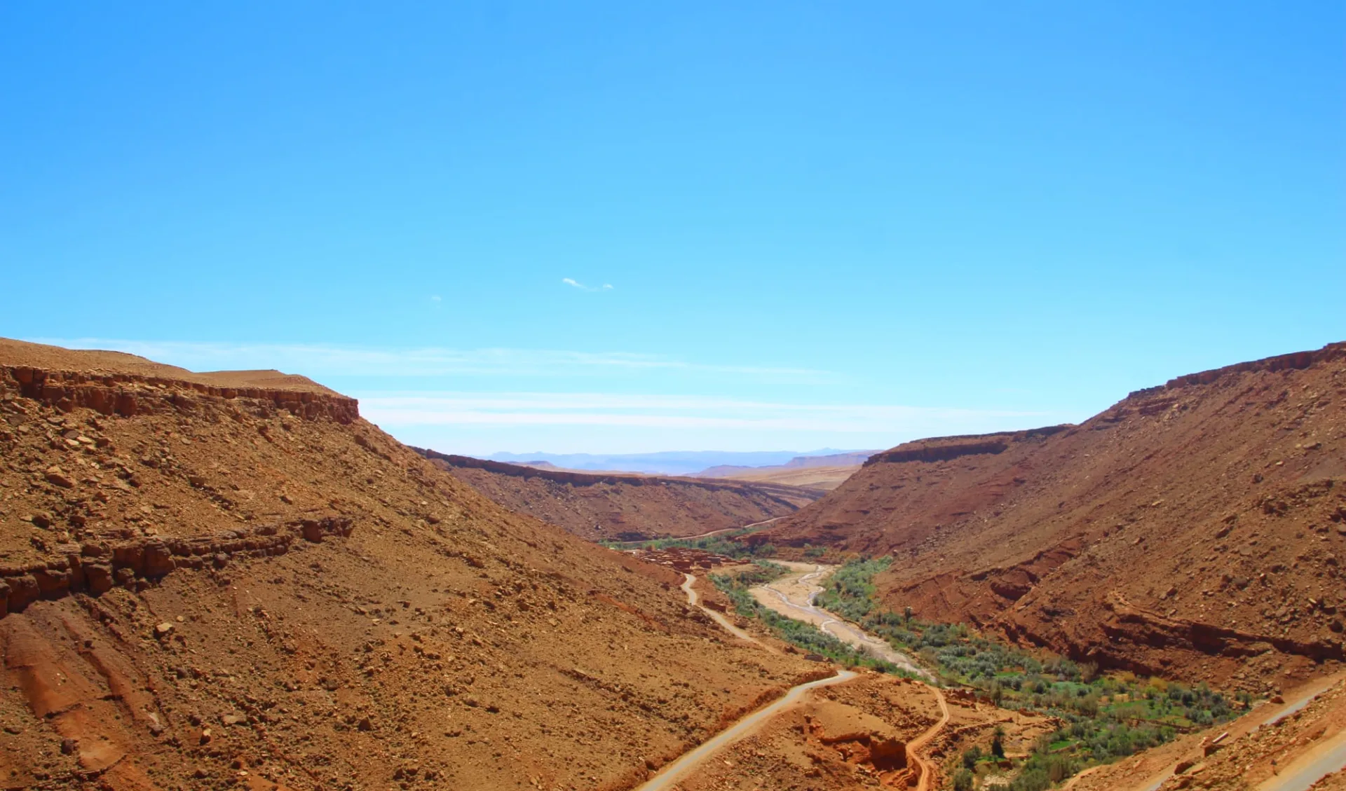 Trekking der Kontraste: Hoher Atlas & Erg Chegaga ab Marrakesch: Atlas view Trekking der Kontraste: Hoher Atlas & Erg Chegaga ab Marrakesch: Atlas view