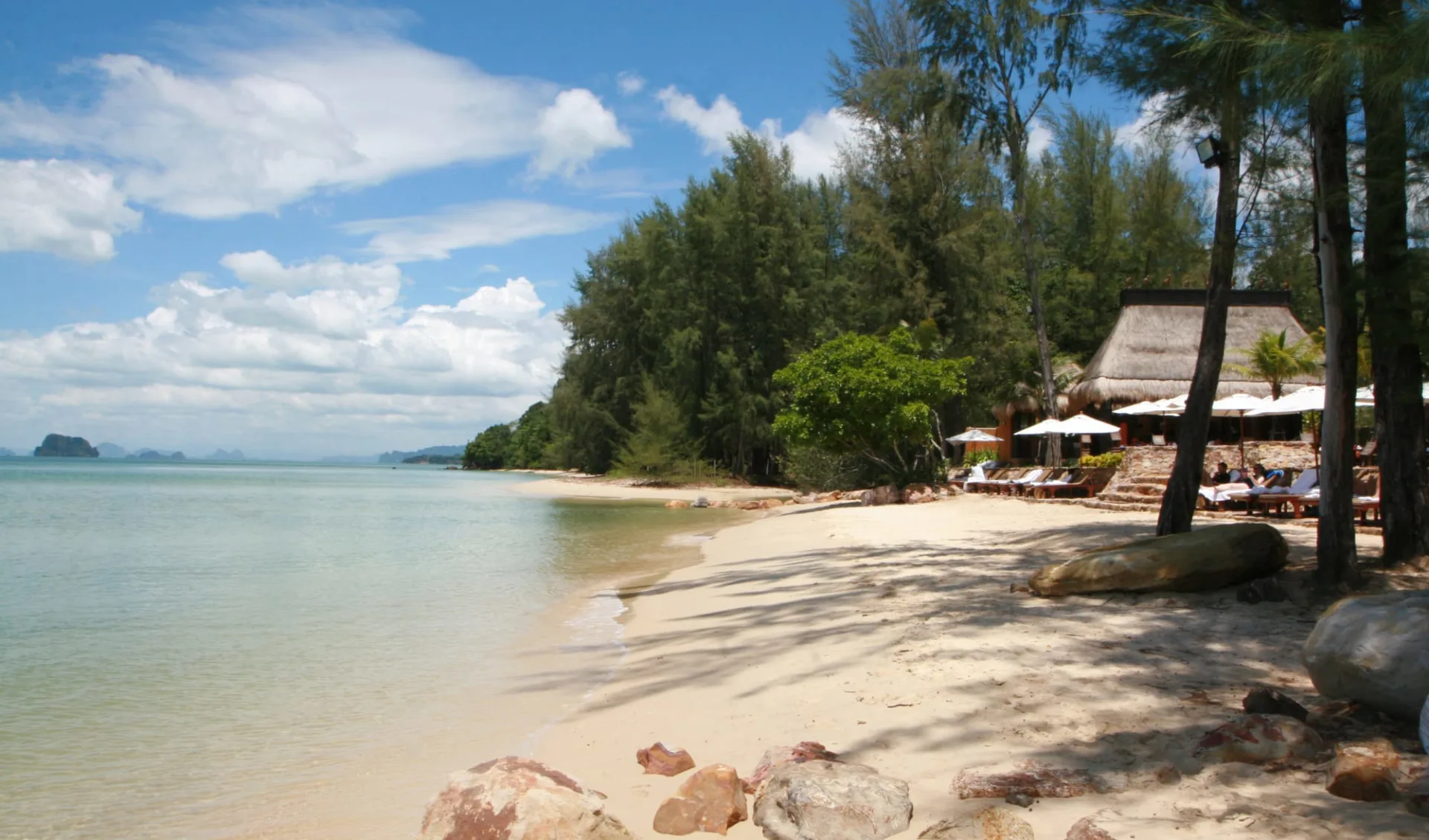 Amari Vogue Krabi: beach: Amari Vogue Krabi: beach: