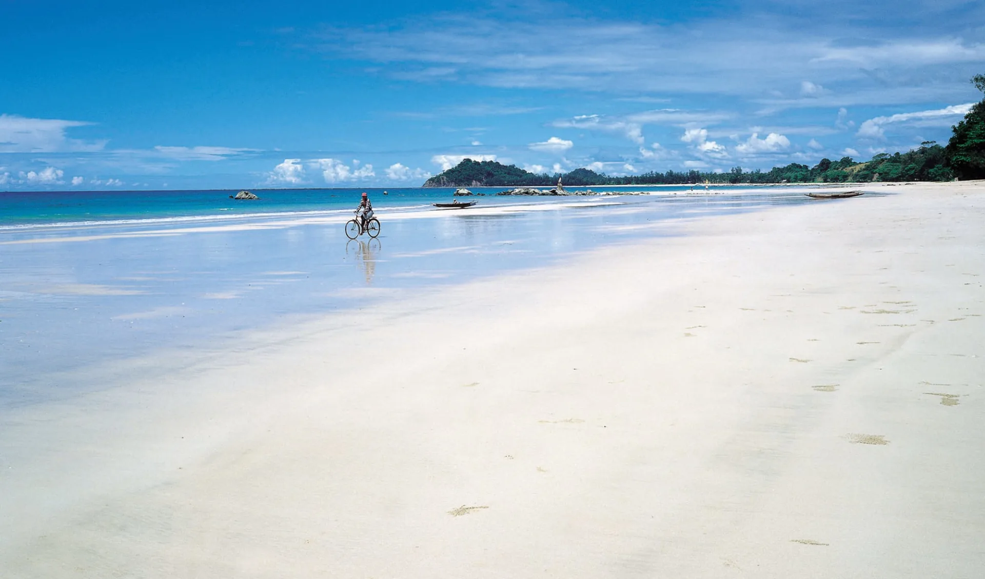 Sandoway Resort in Ngapali: Beach Sandoway Resort in Ngapali: Beach