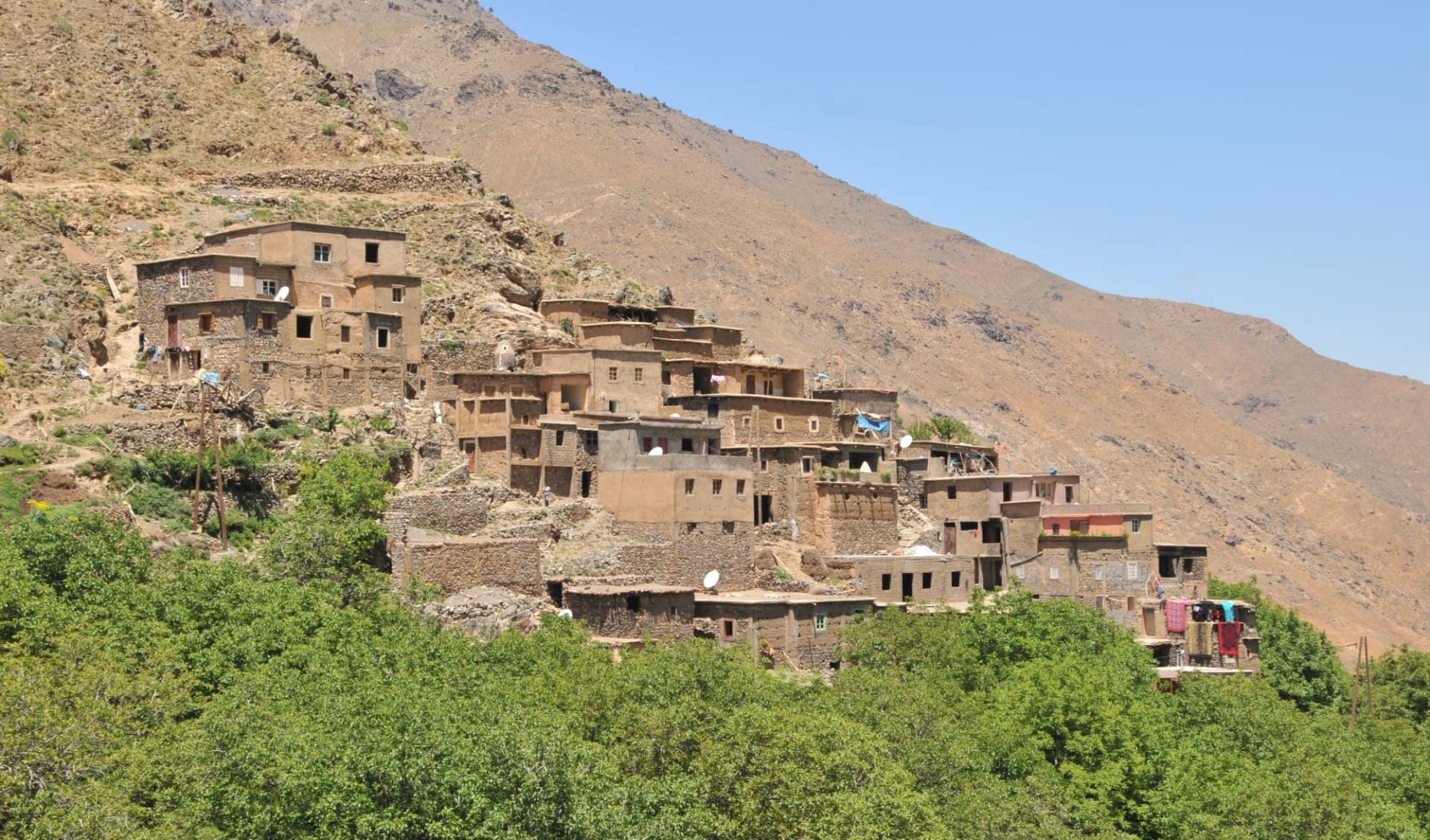 Trekking der Kontraste: Hoher Atlas & Erg Chegaga ab Marrakesch: Berber Villag in High Atlas Trekking der Kontraste: Hoher Atlas & Erg Chegaga ab Marrakesch: Berber Villag in High Atlas