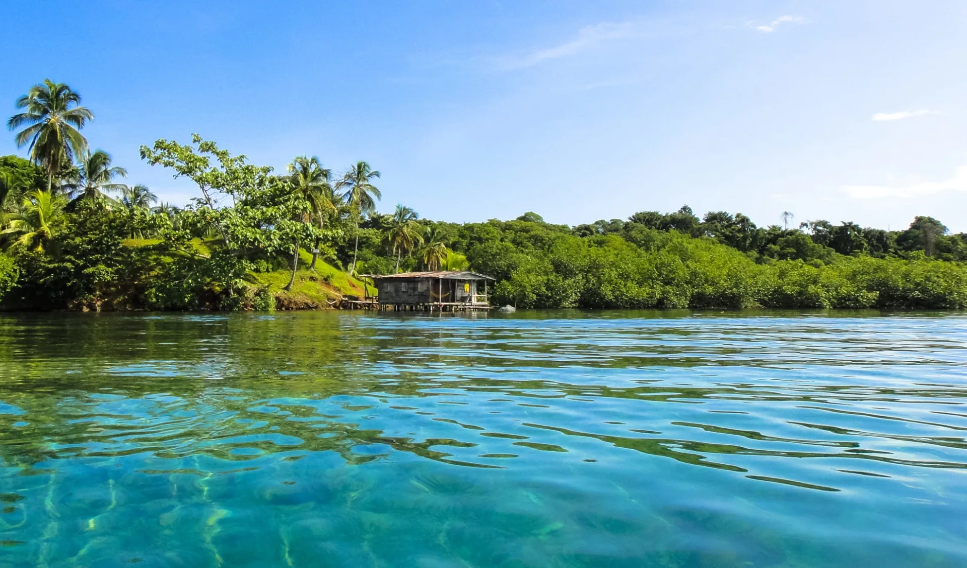 Iberostar / Rio Solimoes Programm ab Manaus: Brasilien - Amazonas - Haus im Wasser Iberostar / Rio Solimoes Programm ab Manaus: Brasilien - Amazonas - Haus im Wasser