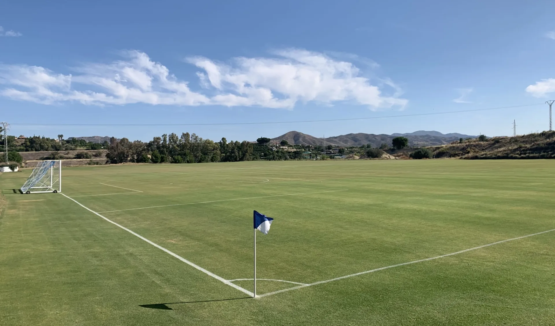 Torremolinos - Hotel Gran Cervantes by BLUESEA ab Malaga: Cartama Fussballplatz