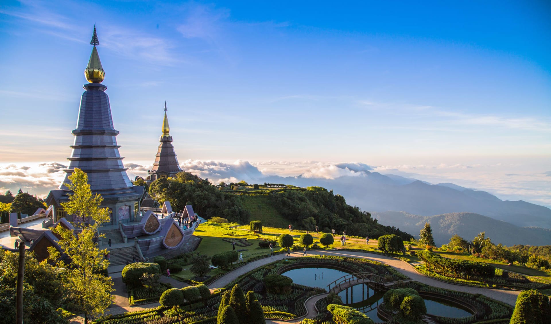 Mietwagen Rundreise Mae Hong Son ab Chiang Mai: Doi Inthanon temple Mietwagen Rundreise Mae Hong Son ab Chiang Mai: Doi Inthanon temple