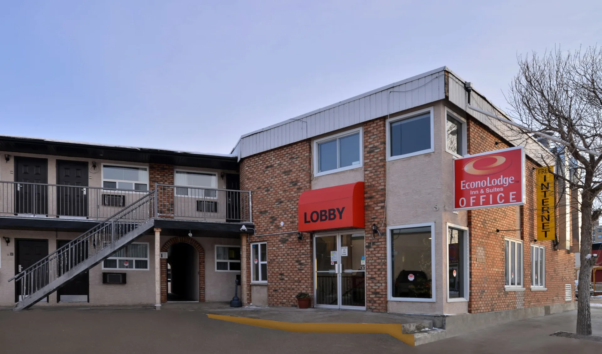 Econo Lodge Inn & Suites Drumheller: Econo Lodge Drumheller Econo Lodge Inn & Suites Drumheller: Econo Lodge Drumheller