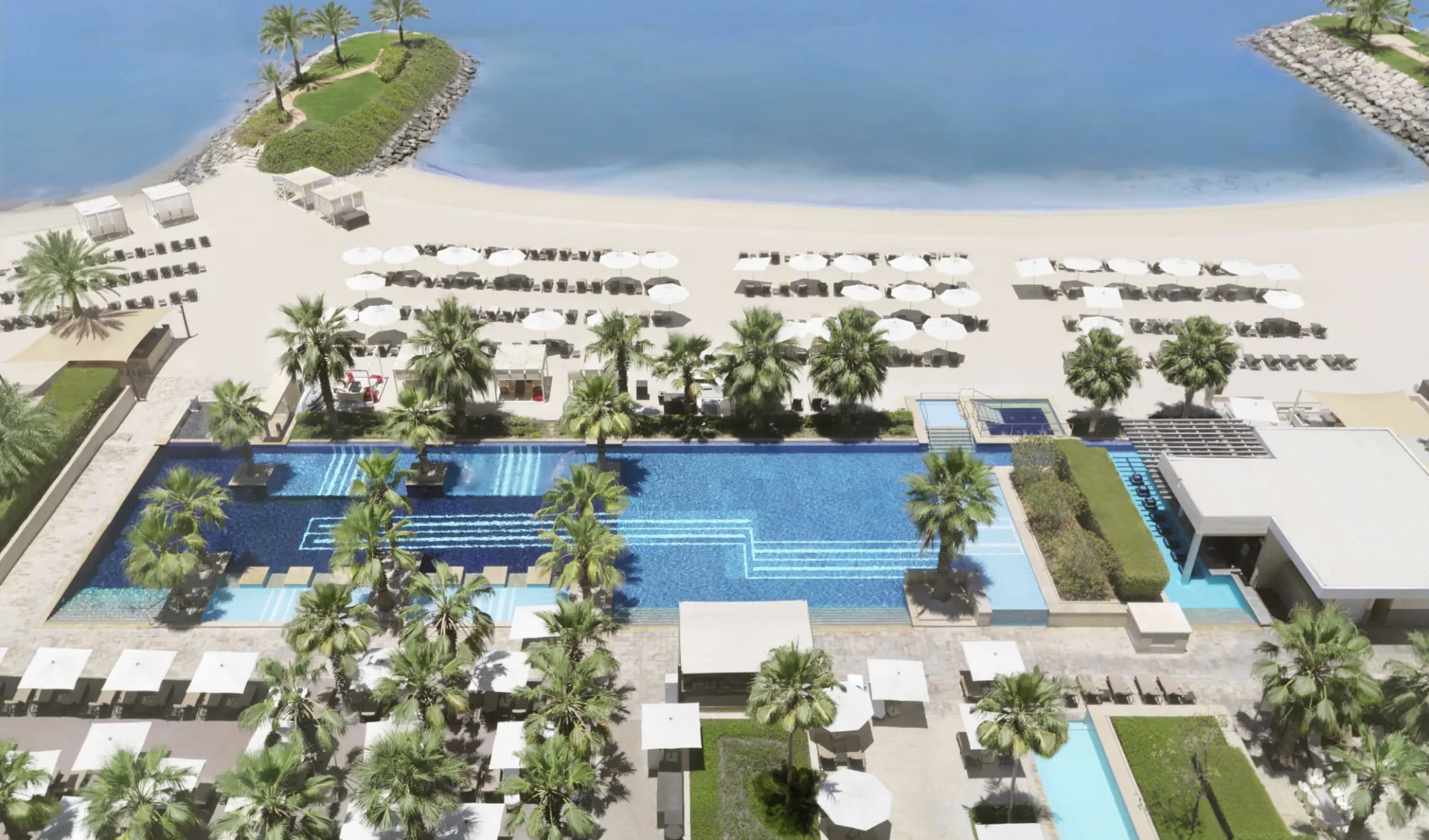 Fairmont Bab al Bahr in Abu Dhabi: exterior: Fairmont Bab al Bahr in Abu Dhabi: exterior: