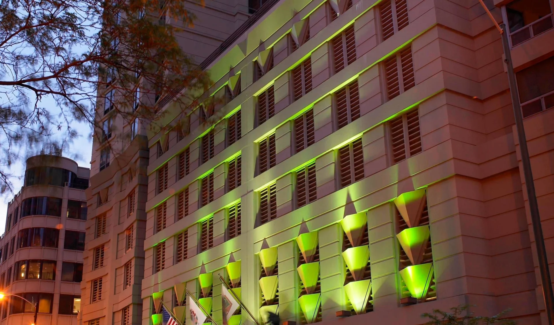 Courtyard Chicago Downtown/River North:  Couryard CHI Downtown - Aussenansicht_ATI