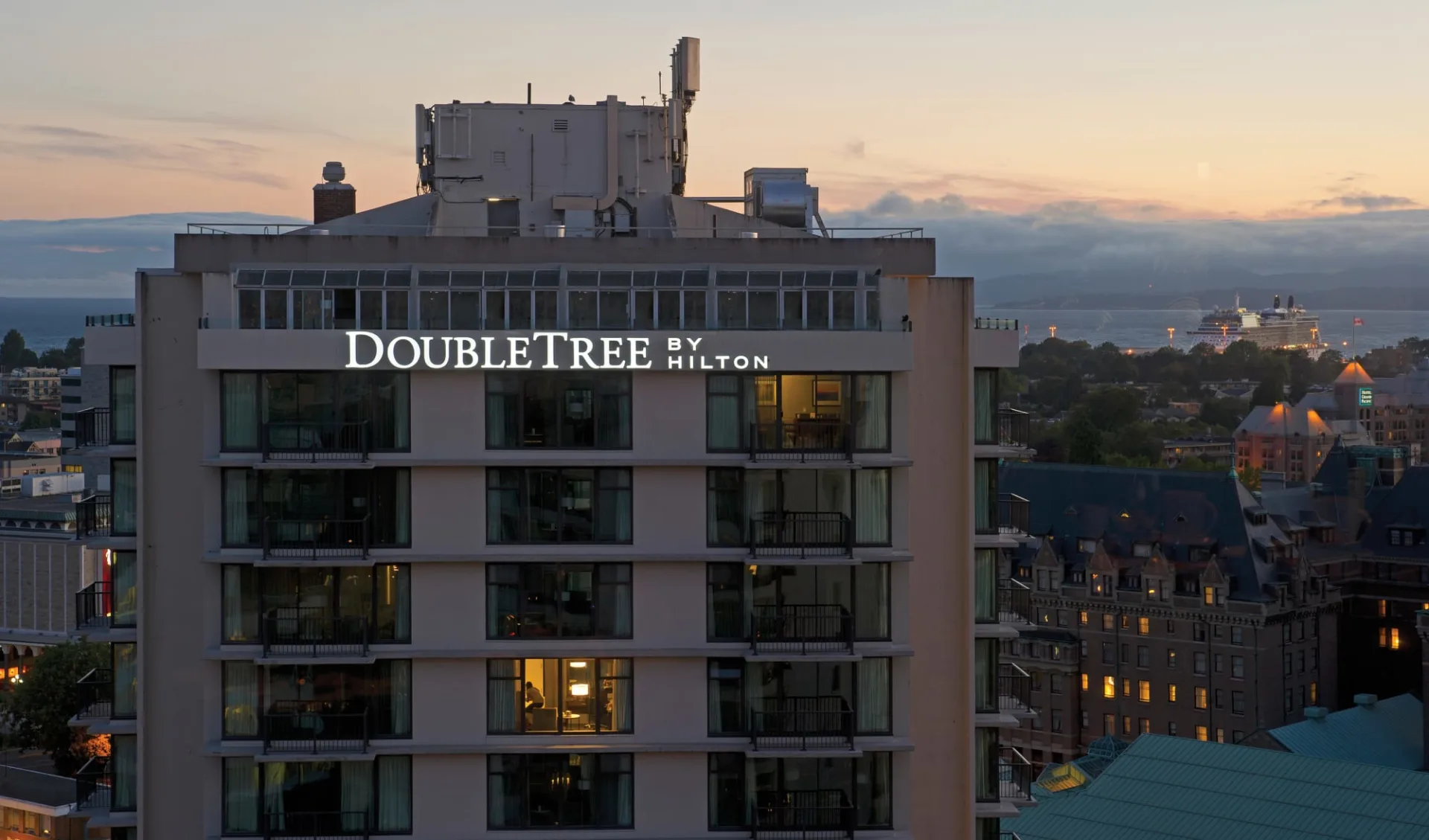 Doubletree by Hilton in Victoria: exterior_Doubletree by Hilton_FrontView