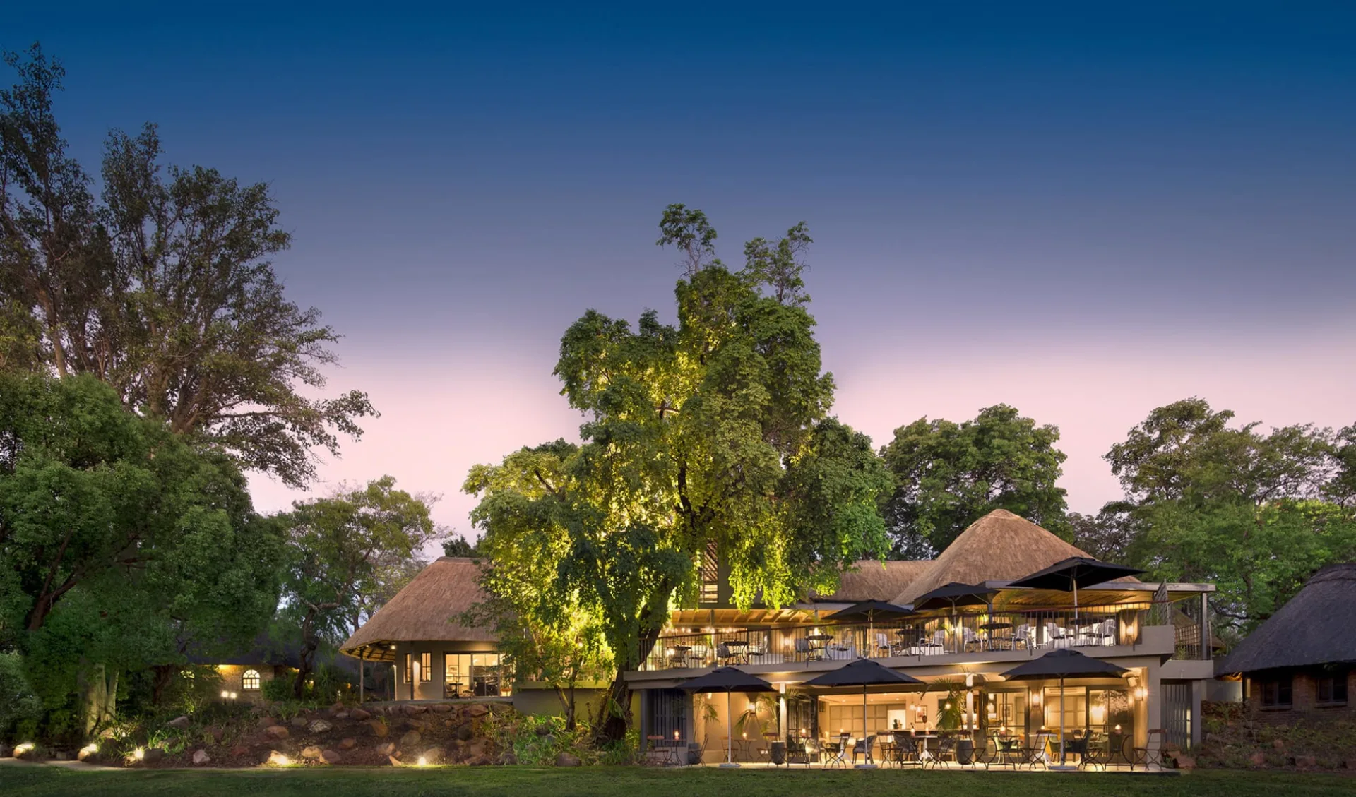 Stanley & Livingstone Hotel in Victoria Falls: Exterior Hotel View Stanley & Livingstone Hotel in Victoria Falls: Exterior Hotel View