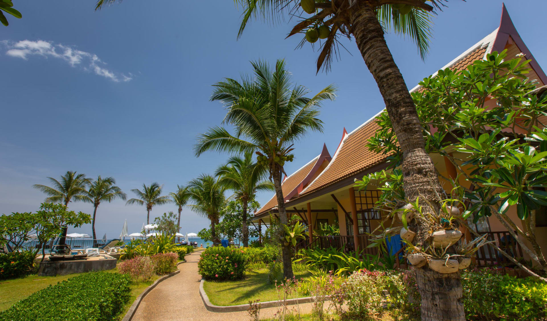 Lanta Casuarina Beach Resort in Ko Lanta: Garden Lanta Casuarina Beach Resort in Ko Lanta: Garden