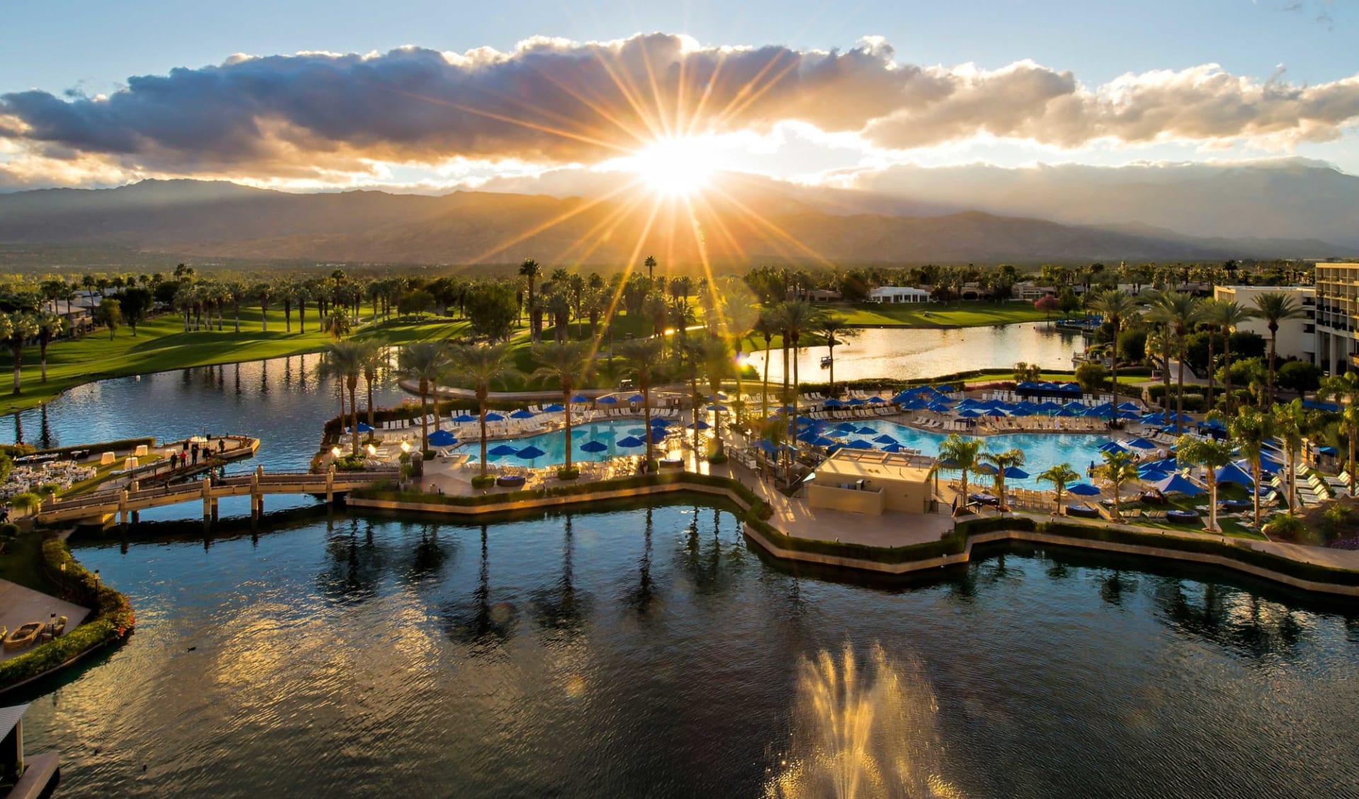 JW Marriott Desert Springs Resort & Spa in Palm Desert: Exterior_JW Marriott Desert Spring_Aussenansicht