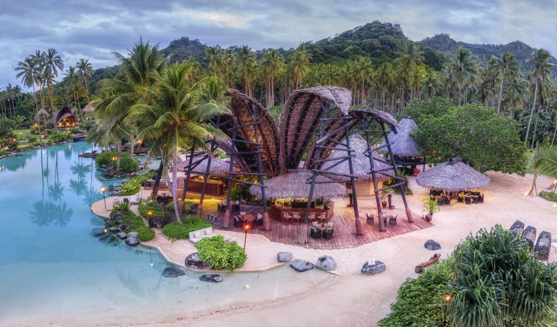 COMO Laucala Island in Taveuni:  Laucala Island HERO 3 - Beach Bar
