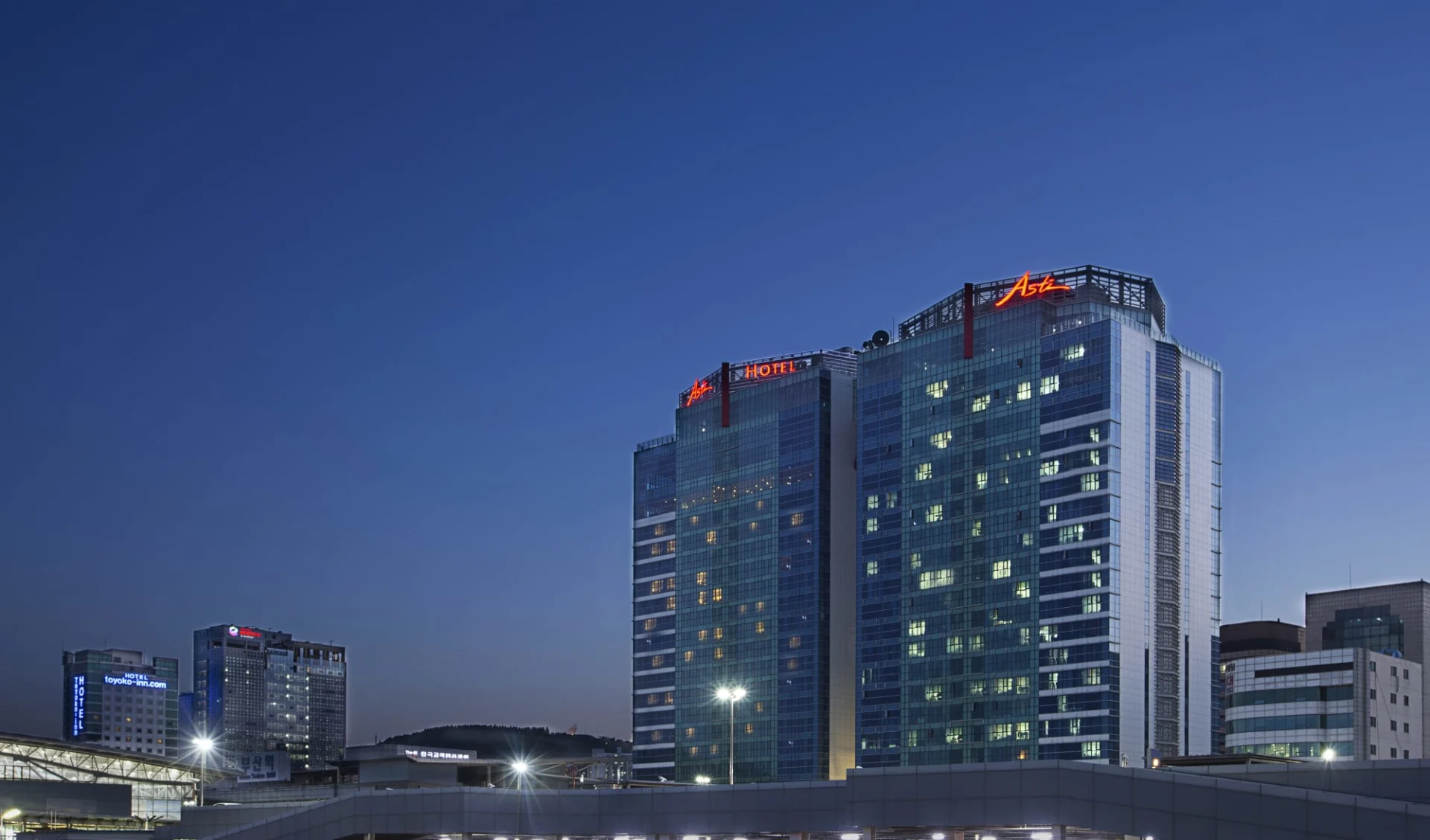 Asti Hotel Busan: Outside view Asti Hotel Busan: Outside view