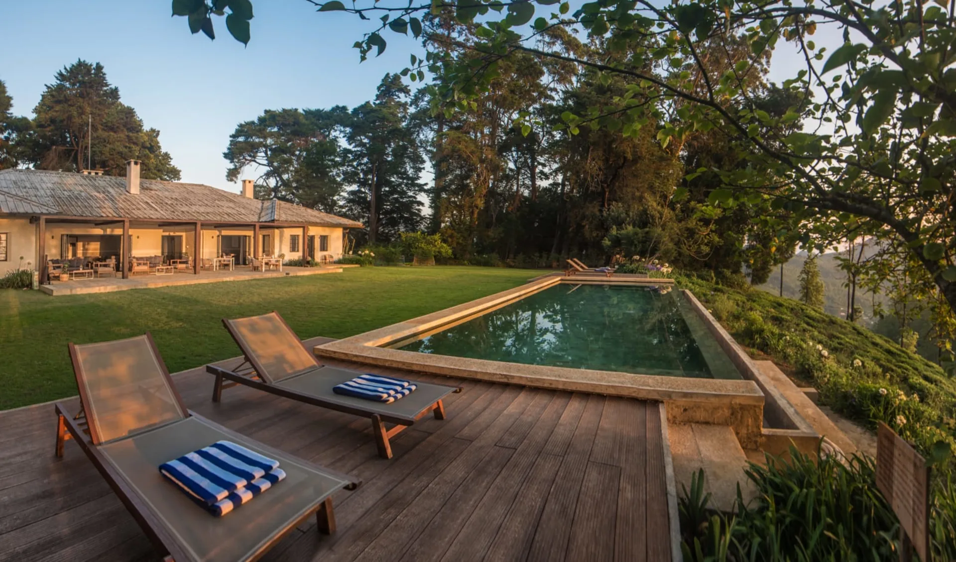Goatfell in Nuwara Eliya:  Panorama Garden and Pool