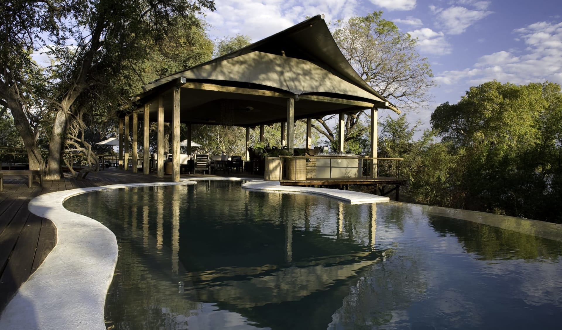 Toka Leya Camp in Livingstone: Toka Leya Toka Leya Camp in Livingstone: Toka Leya