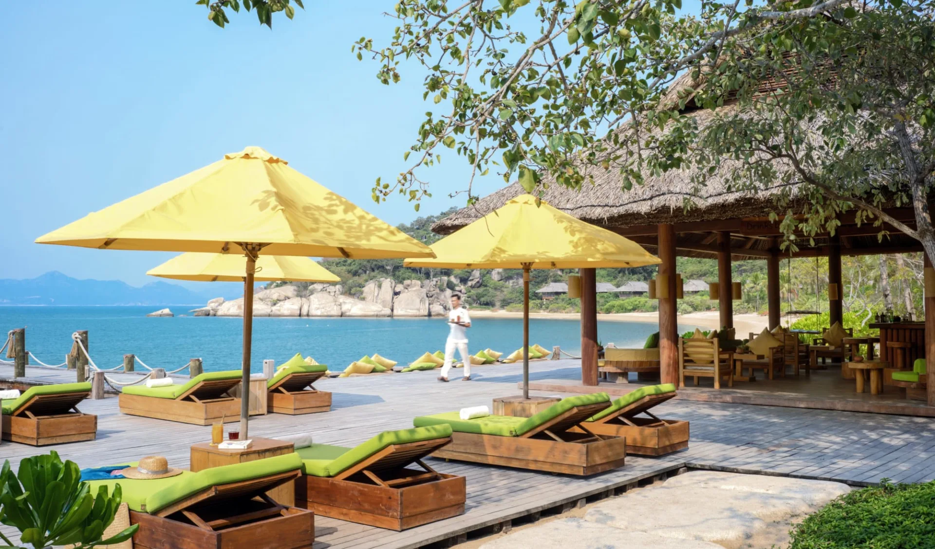 Six Senses Ninh Van Bay in Nha Trang: Drinks by the Beach Six Senses Ninh Van Bay in Nha Trang: Drinks by the Beach