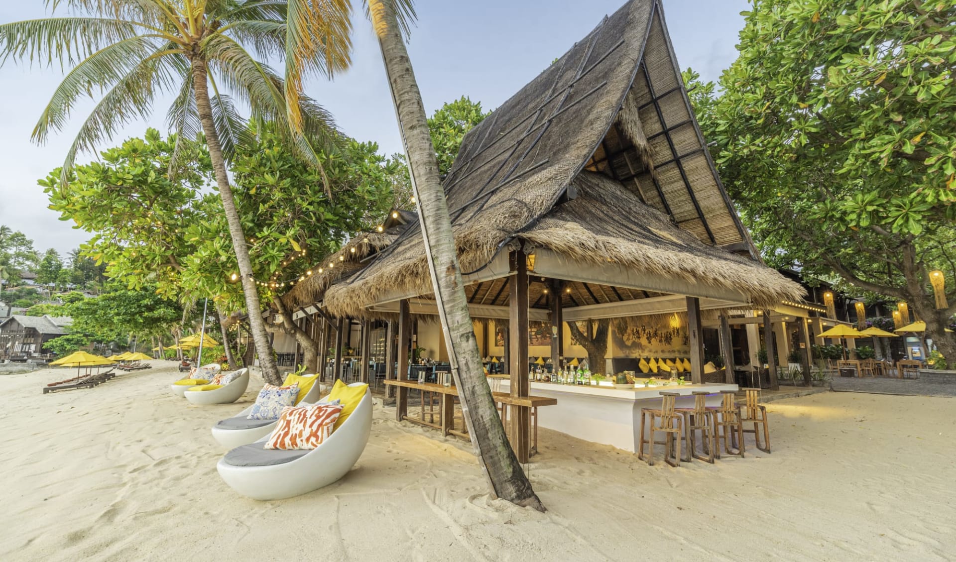 Buri Rasa Village Phangan in Ko Phangan: The Beach Club Restaurant Buri Rasa Village Phangan in Ko Phangan: The Beach Club Restaurant