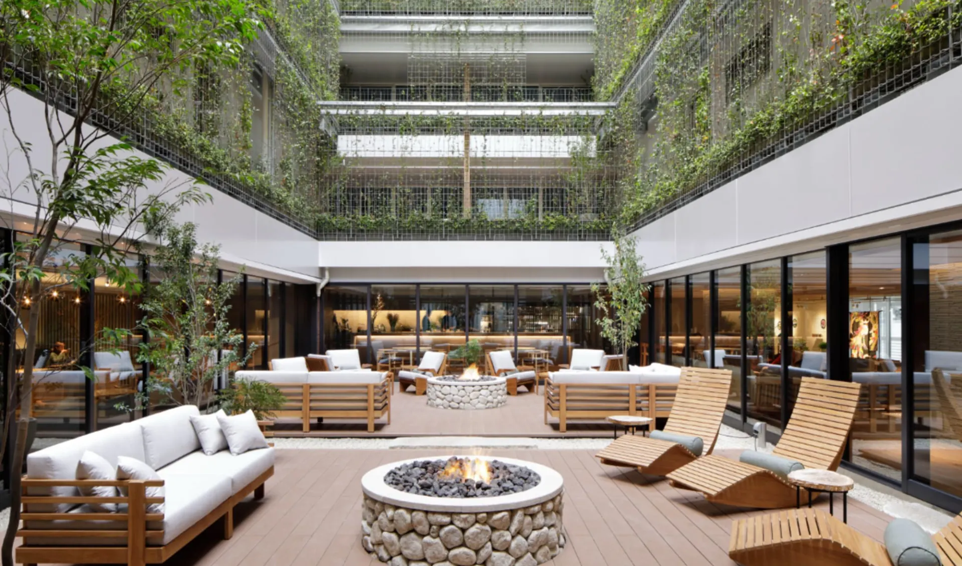 Good Nature Hotel in Kyoto: Garden Good Nature Hotel in Kyoto: Garden