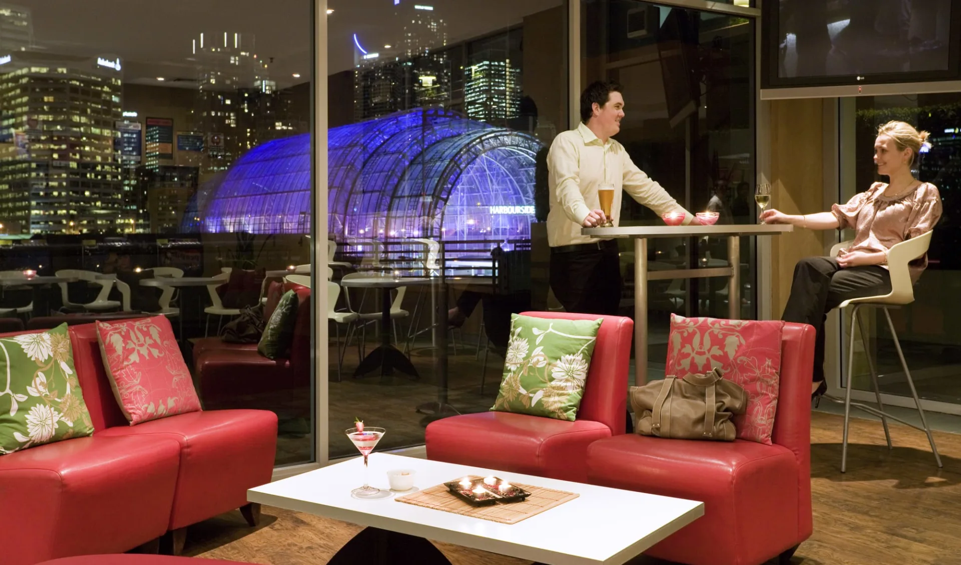 Ibis Sydney Darling Harbour: Facilities Ibis Sydney Darling Harbour Hotel Bar