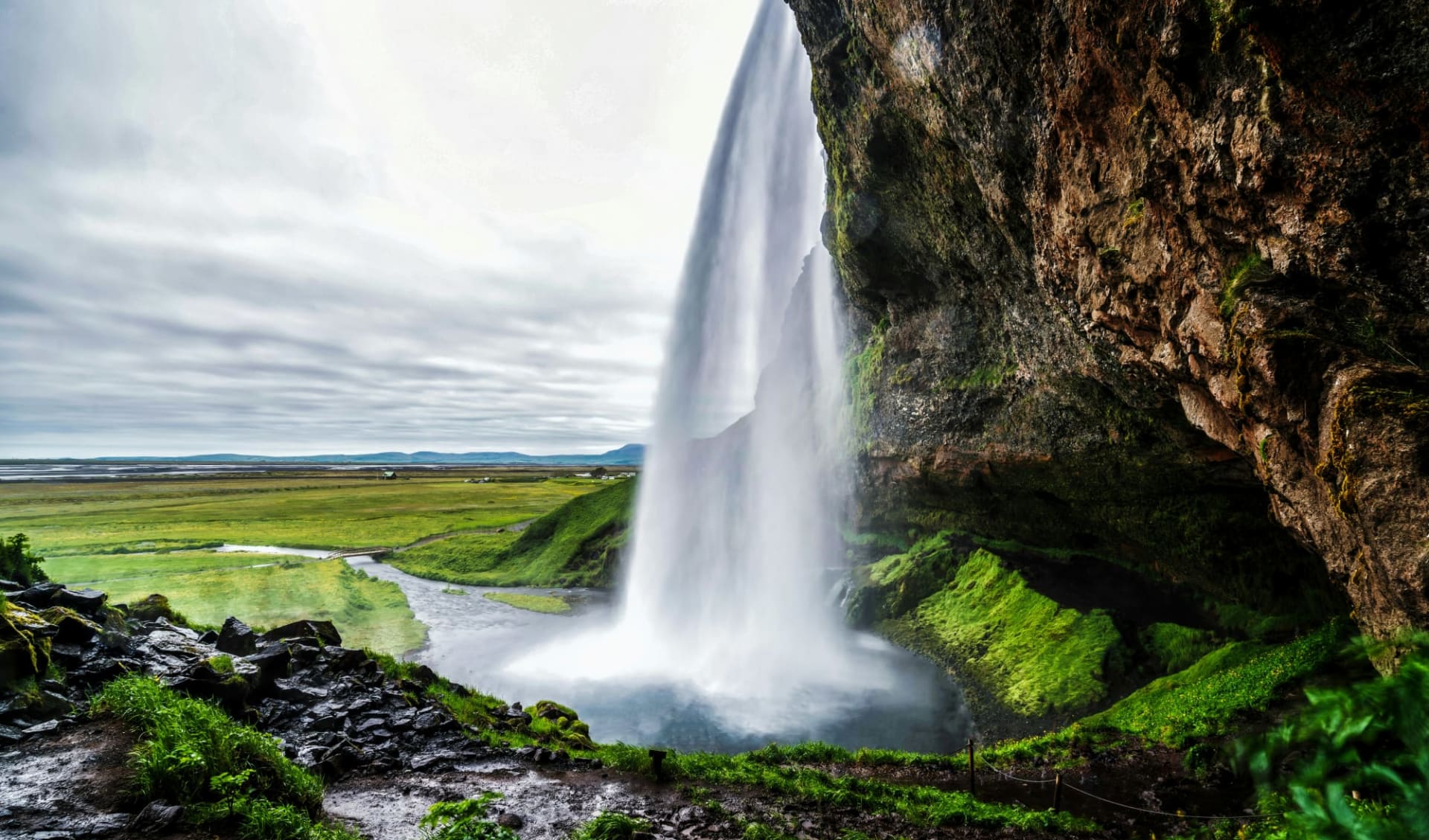 Naturschönheiten Islands ab Reykjavik: getty-images_unsplash_Seljalandsfjoss Naturschönheiten Islands ab Reykjavik: getty-images_unsplash_Seljalandsfjoss