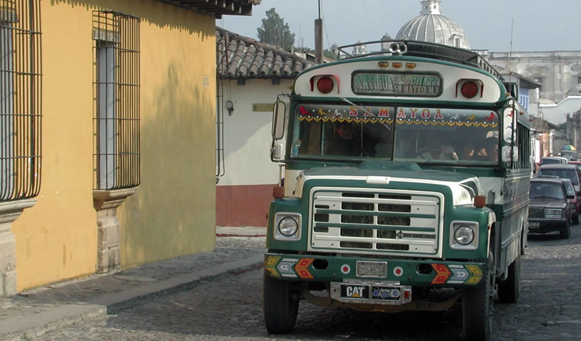 Gruppenreise Höhepunkte Guatemalas ab Guatemala City: Guatamala - Antigua - Ortsbus Gruppenreise Höhepunkte Guatemalas ab Guatemala City: Guatamala - Antigua - Ortsbus