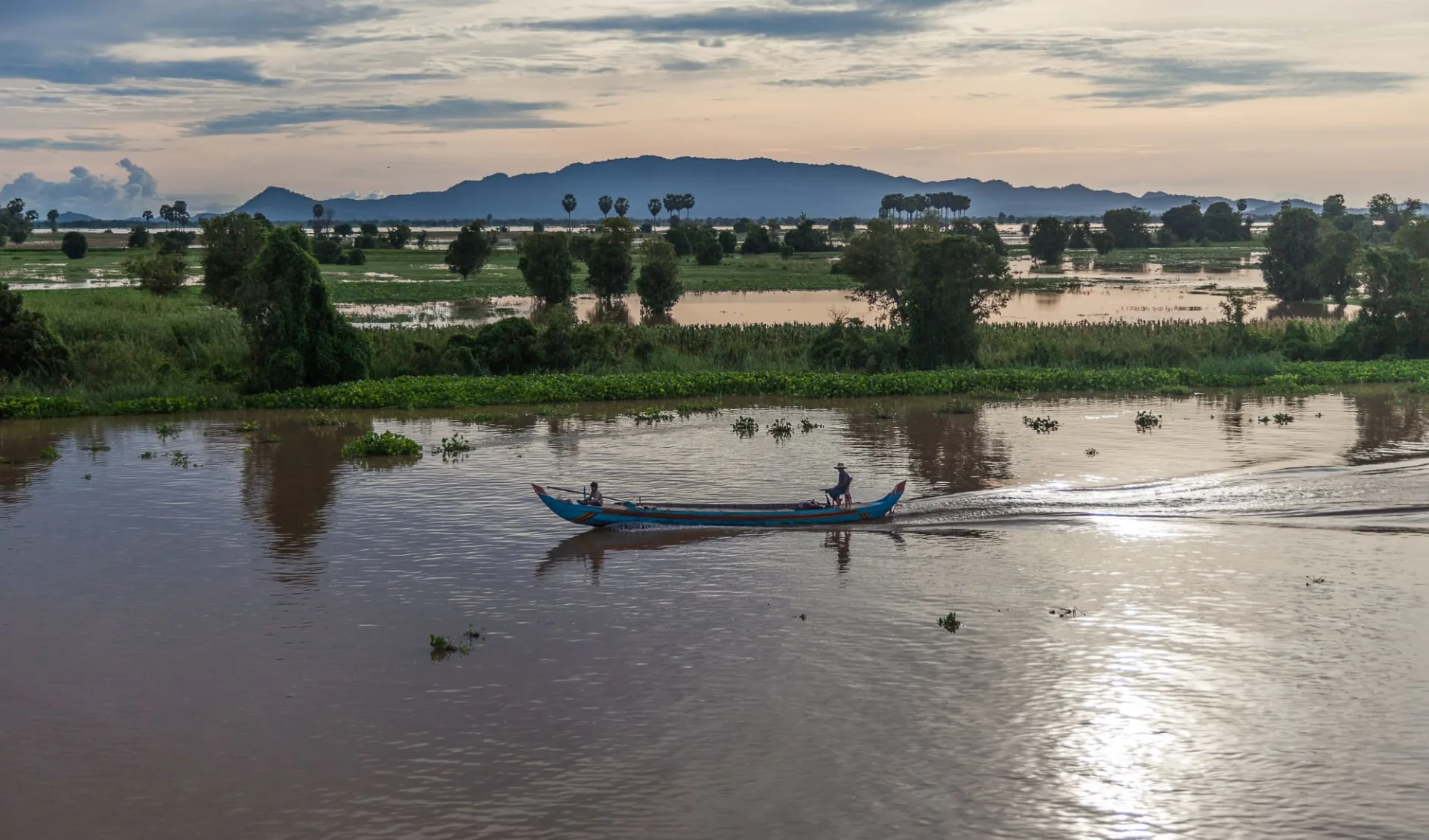Flusskreuzfahrt nach Angkor ab Saigon: Heritage Line Mekong Excursion Tonle River Flusskreuzfahrt nach Angkor ab Saigon: Heritage Line Mekong Excursion Tonle River