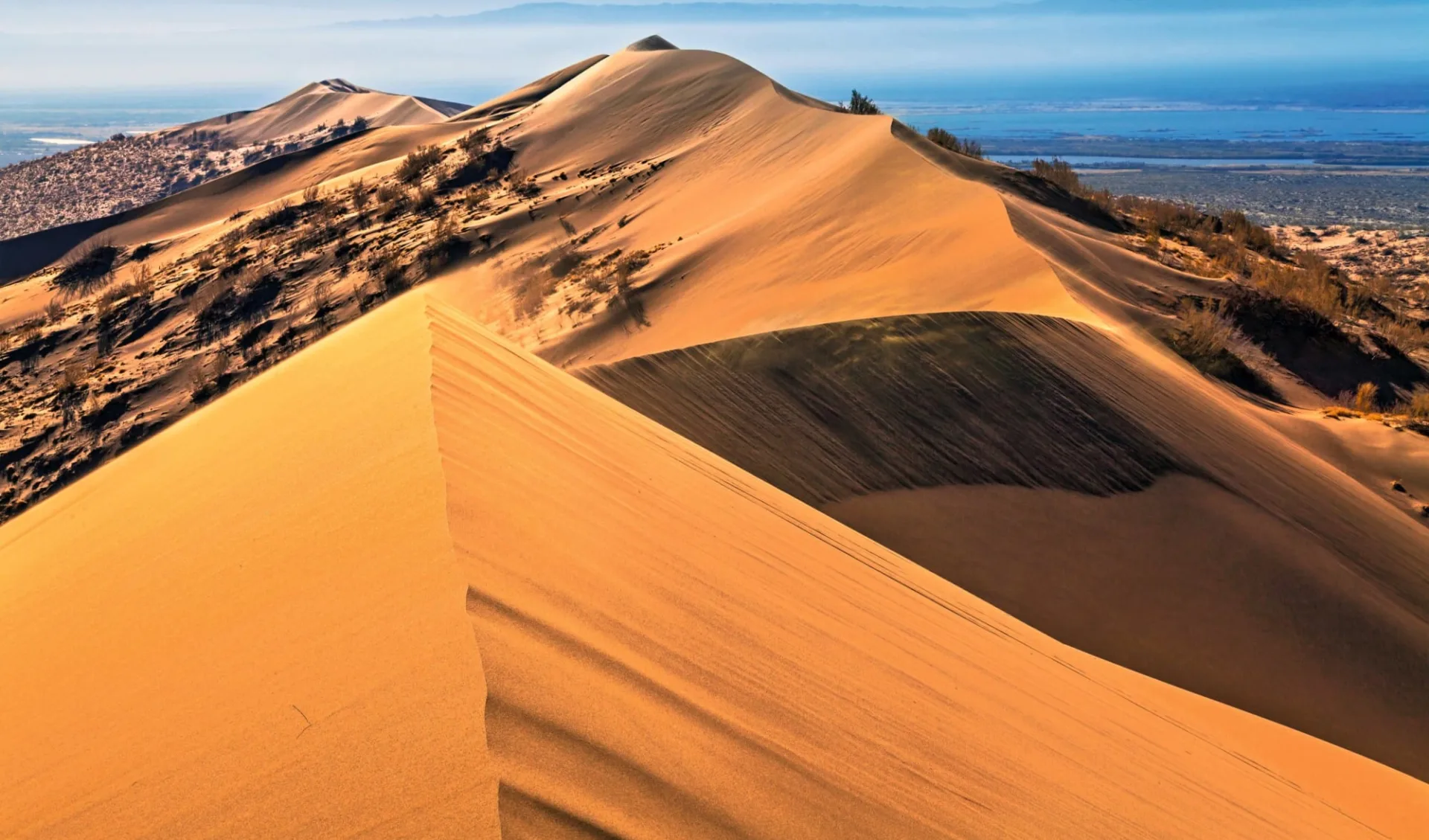 Natur pur in Kasachstan und Kirgistan ab Almaty: KA_Altyn Emel_shutterstock_769582405_Dan-Rus Natur pur in Kasachstan und Kirgistan ab Almaty: KA_Altyn Emel_shutterstock_769582405_Dan-Rus