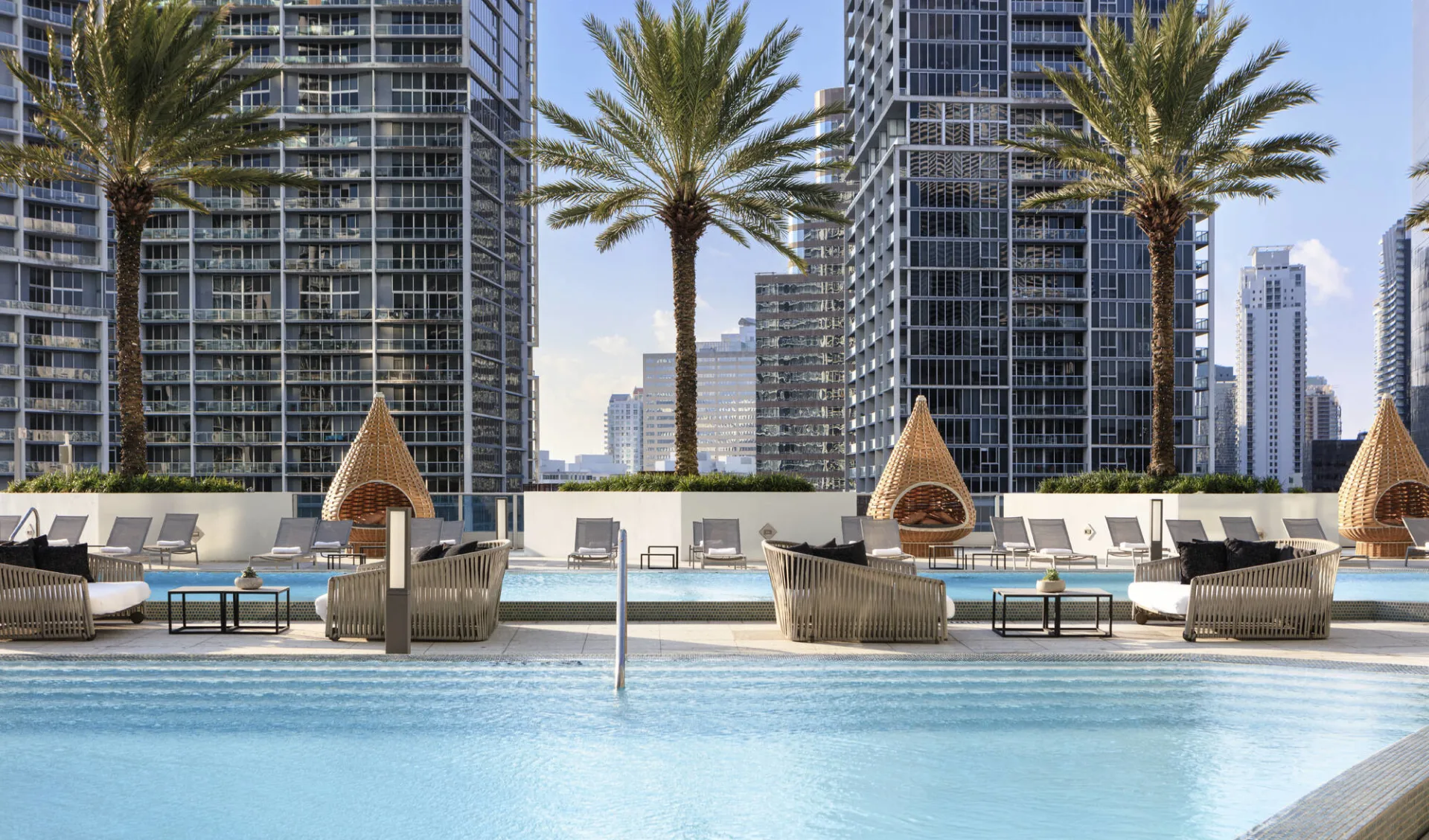 Kimpton EPIC Hotel in Miami: Kimpton EPIC_Pool Kimpton EPIC Hotel in Miami: Kimpton EPIC_Pool