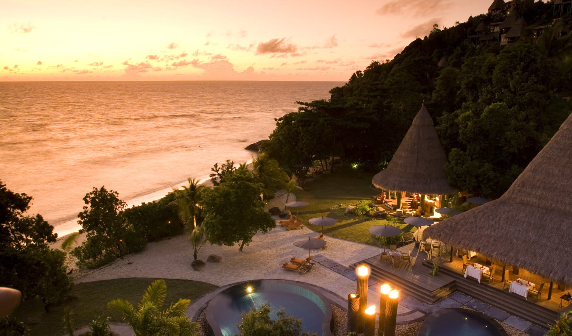 Anantara Maia Seychelles Villas in Mahé: exterior: Anantara Maia Seychelles Villas in Mahé: exterior: