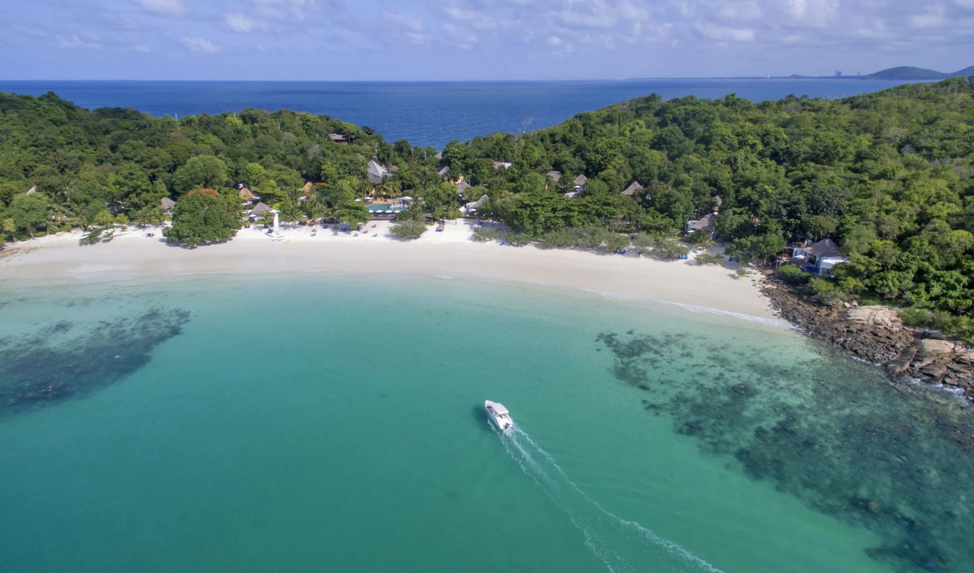 Paradee in Ko Samed: Paradee Aerial View Paradee in Ko Samed: Paradee Aerial View