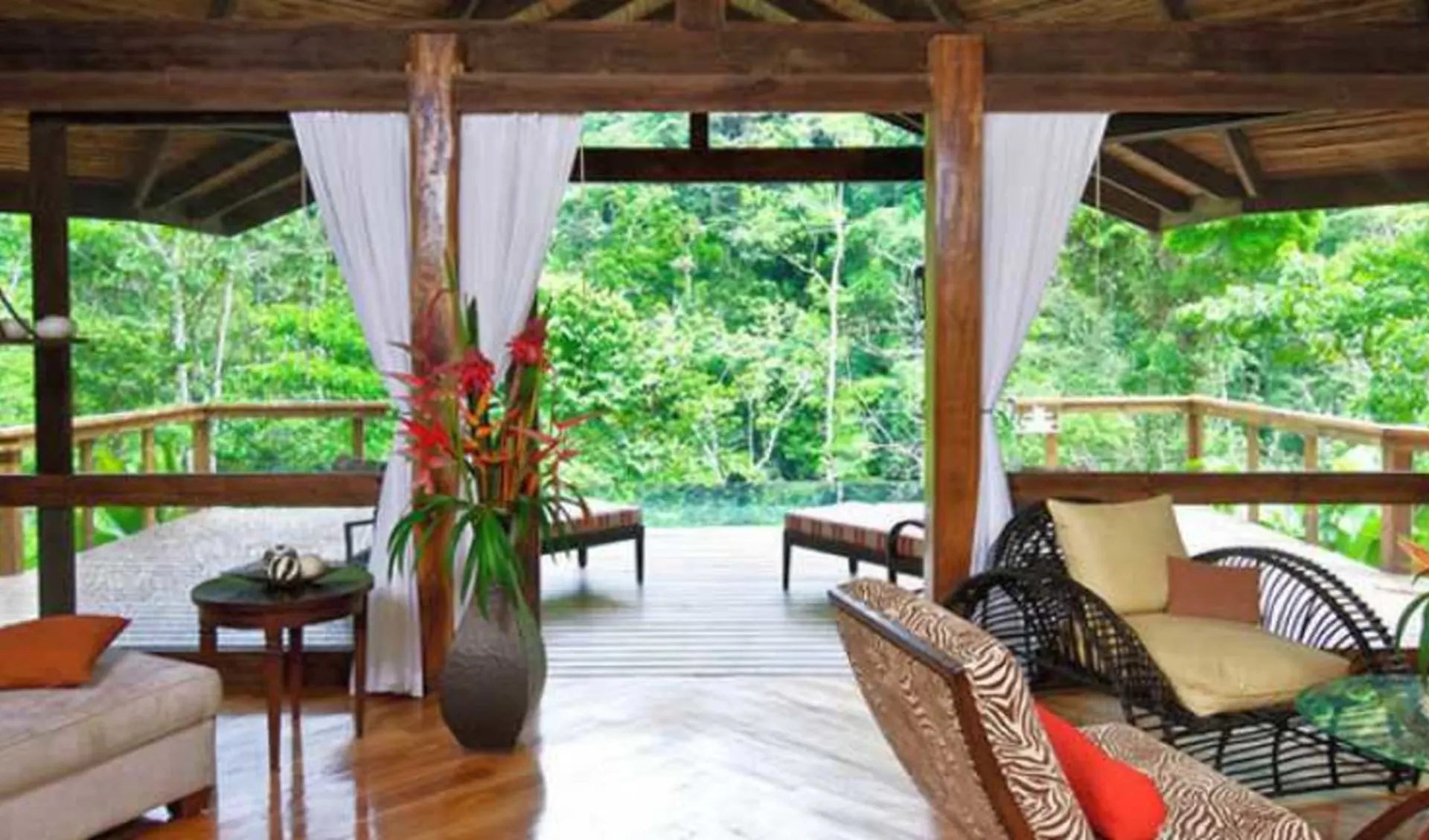 Pacuare Lodge ab Turrialba: Pacuare Lodge balcony Pacuare Lodge ab Turrialba: Pacuare Lodge balcony