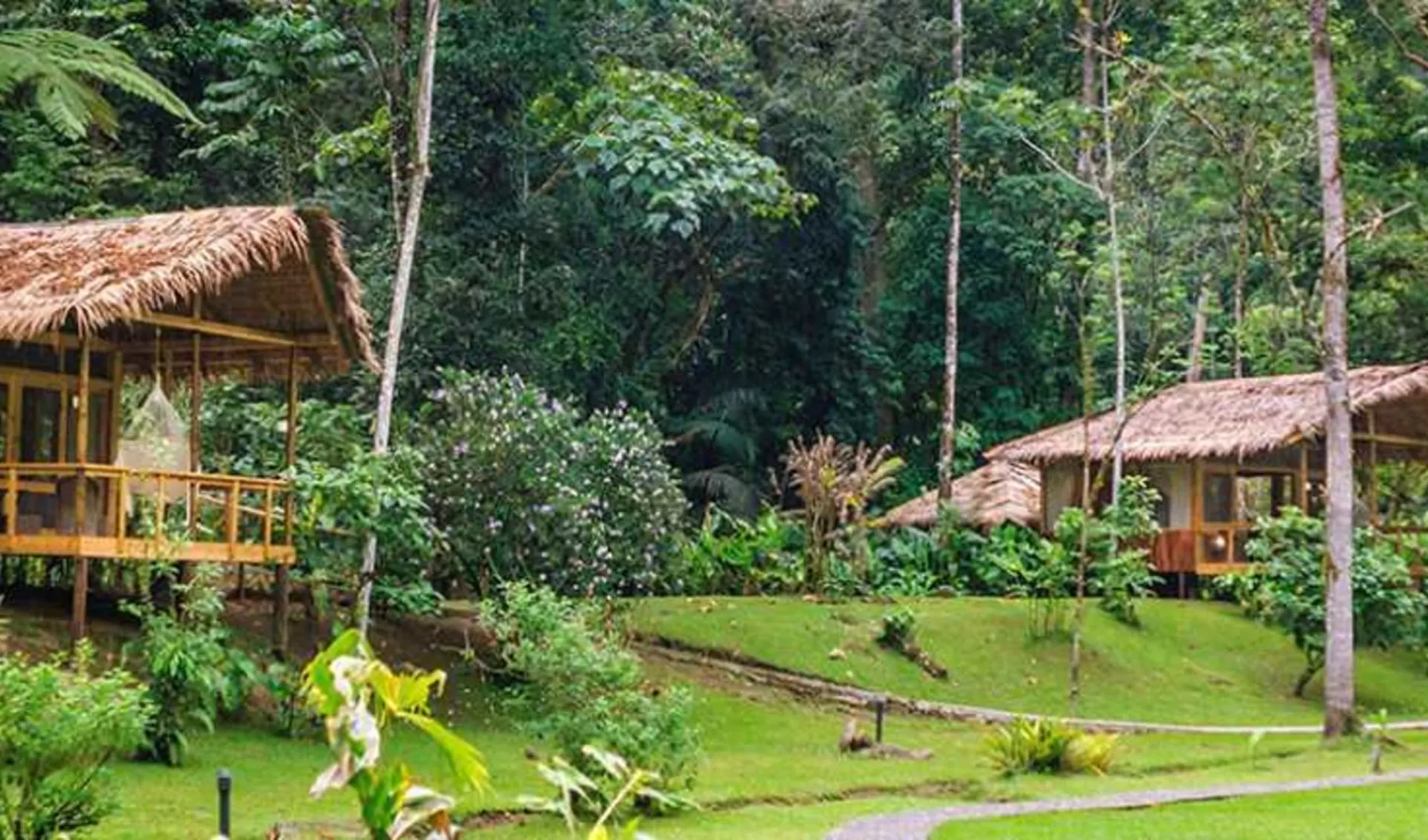 Pacuare Lodge ab Turrialba: Pacuare Lodge houses Pacuare Lodge ab Turrialba: Pacuare Lodge houses