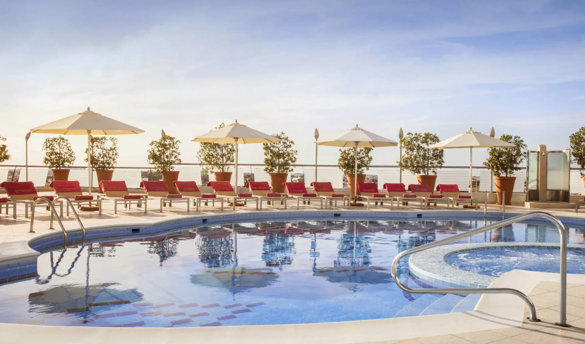 Towers Rotana in Dubai: pool: Towers Rotana in Dubai: pool: