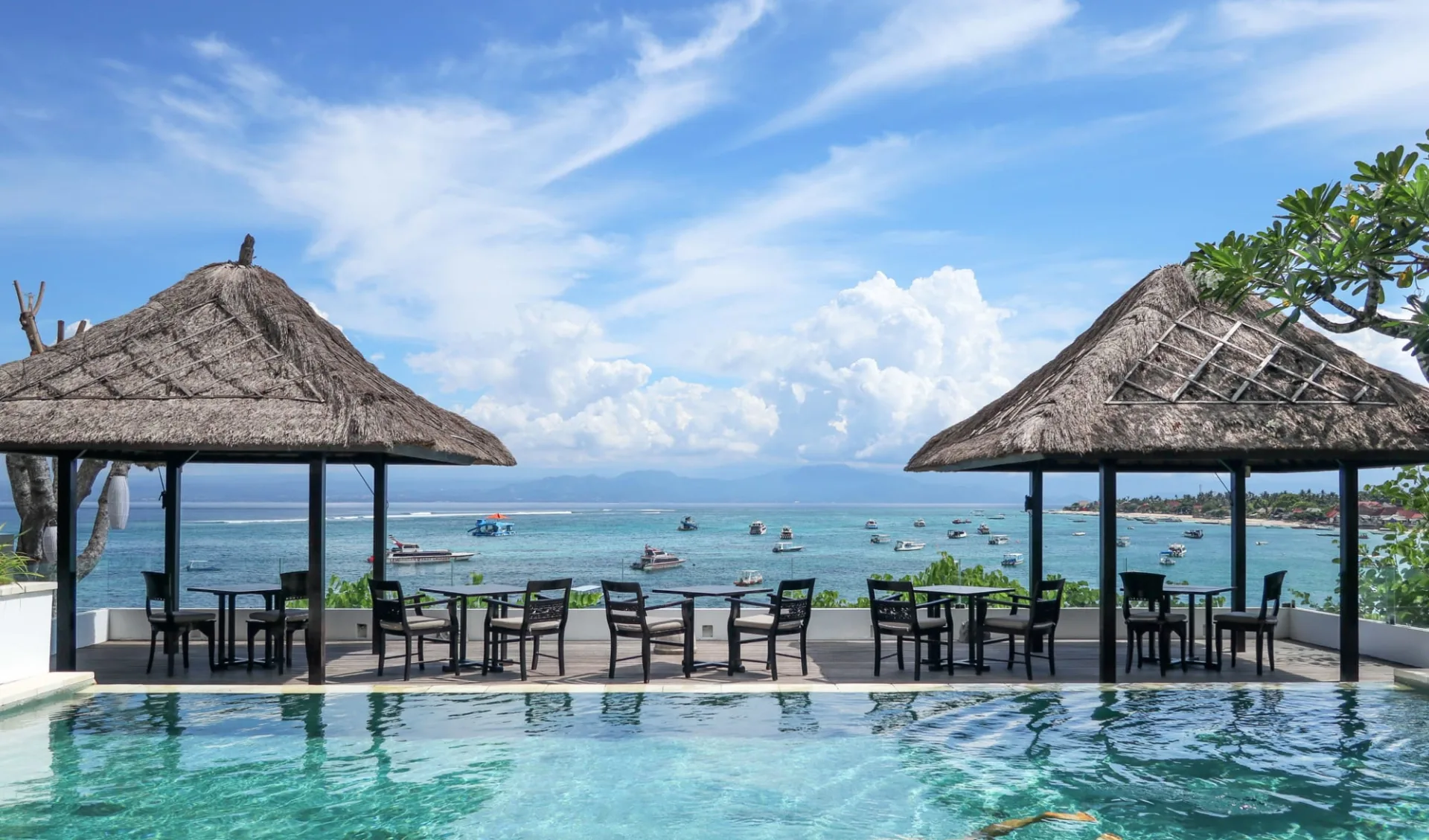 Batu Karang Lembongan Resort & Spa in Nusa Lembongan:  Muntigs pool