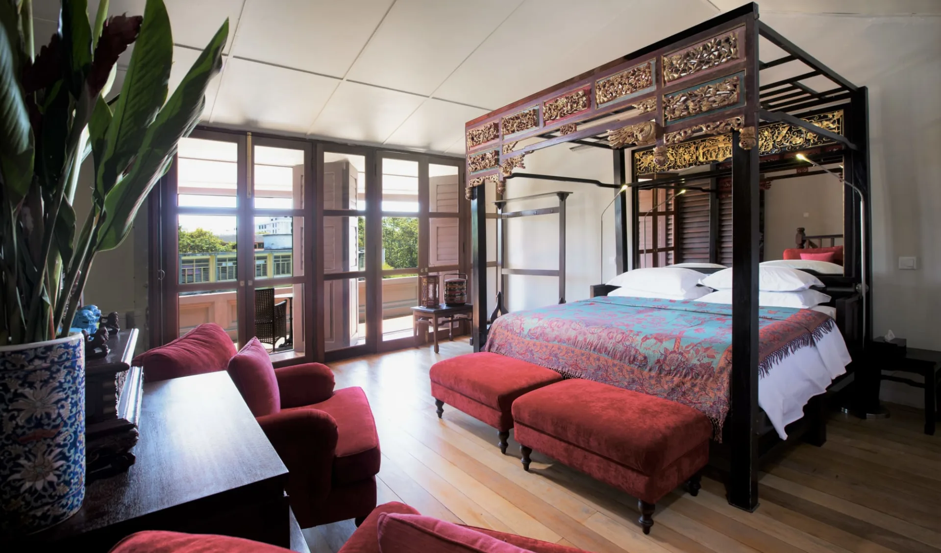 Seven Terraces in Penang:  Argus Apartment | King Bed