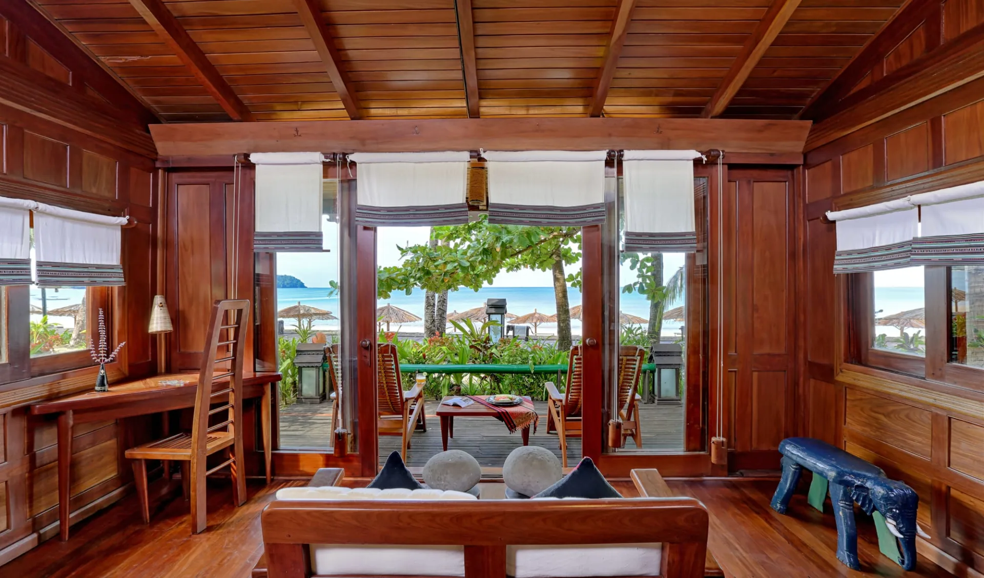 Sandoway Resort in Ngapali: Beachfront Cottage Sandoway Resort in Ngapali: Beachfront Cottage